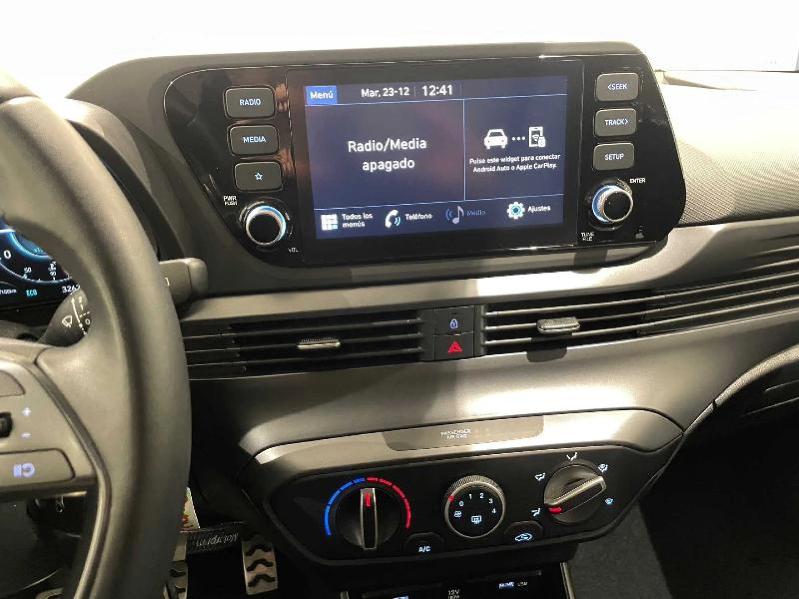 HYUNDAI BAYON 1.0 TGDI 74KW (100CV) 48V KLASS - Foto 11