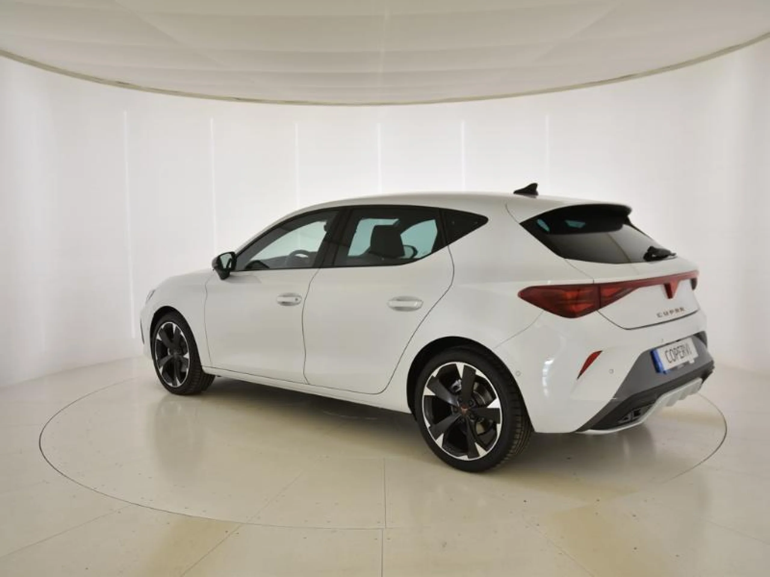 CUPRA LEON 1.5 ETSI 110KW (150CV) DSG - Foto 7