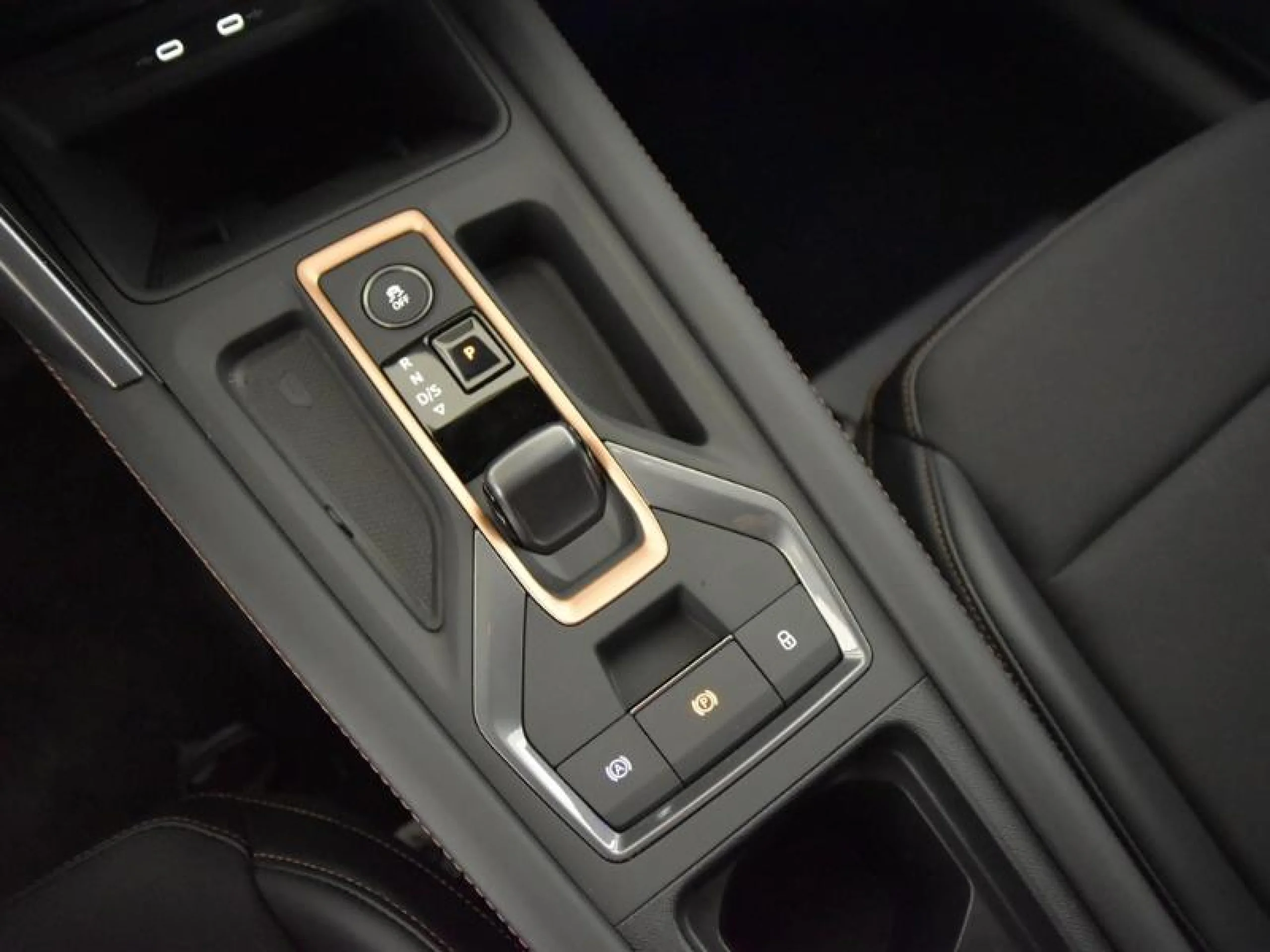 CUPRA LEON 1.5 ETSI 110KW (150CV) DSG - Foto 13