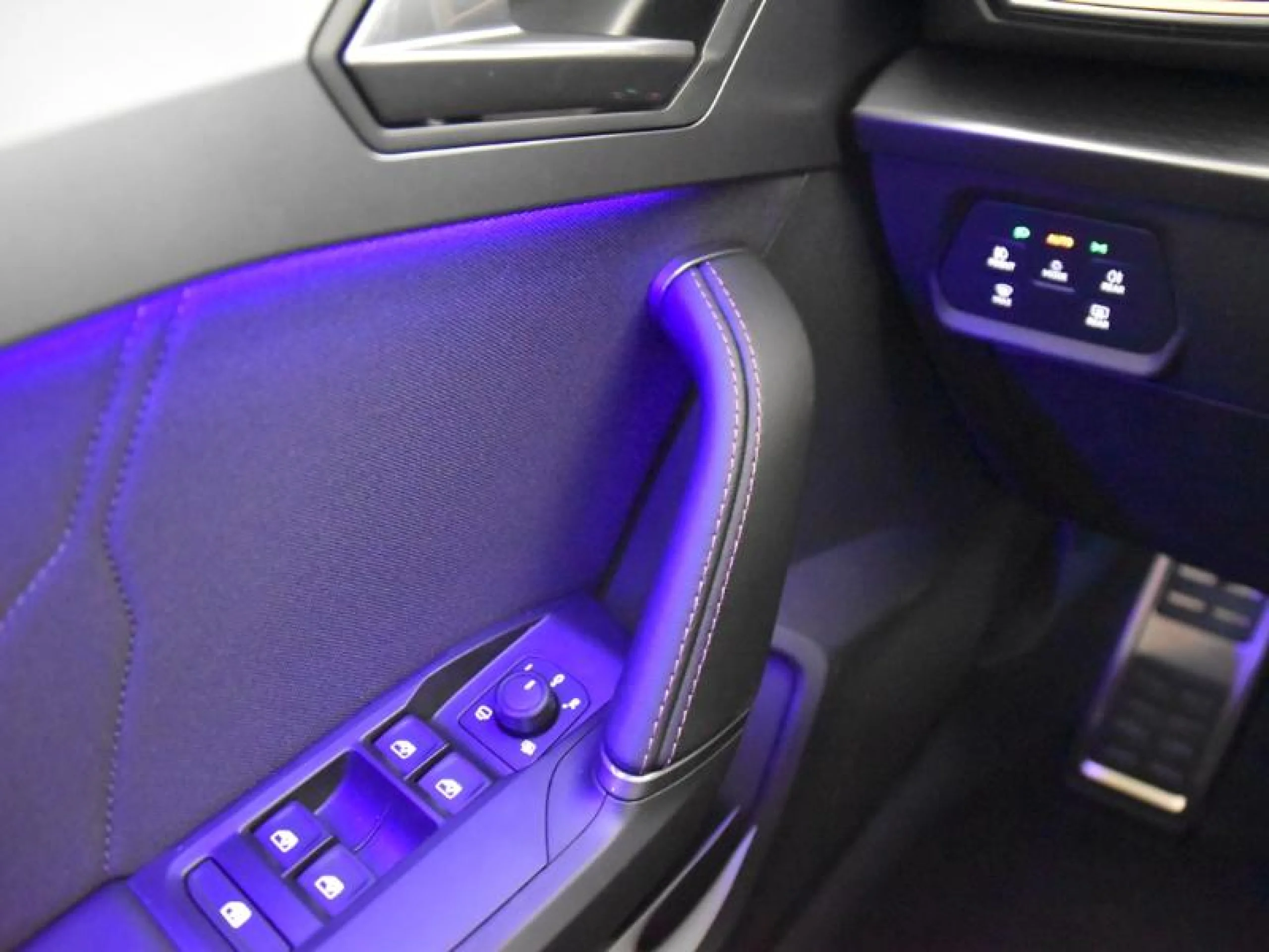 CUPRA LEON 1.5 ETSI 110KW (150CV) DSG - Foto 19