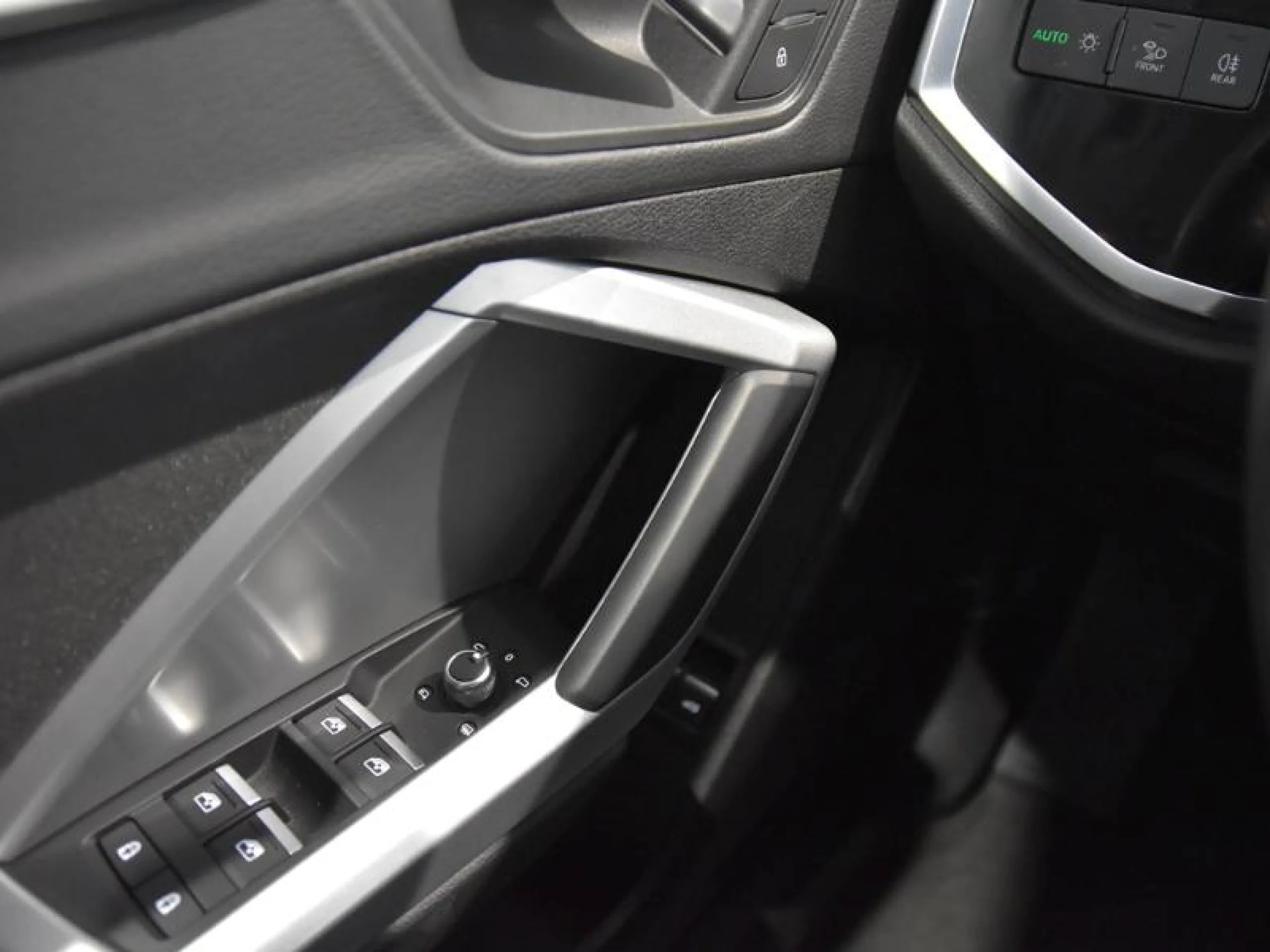 AUDI Q3 45 TFSI E 180KW S TRONIC ADVANCED - Foto 19