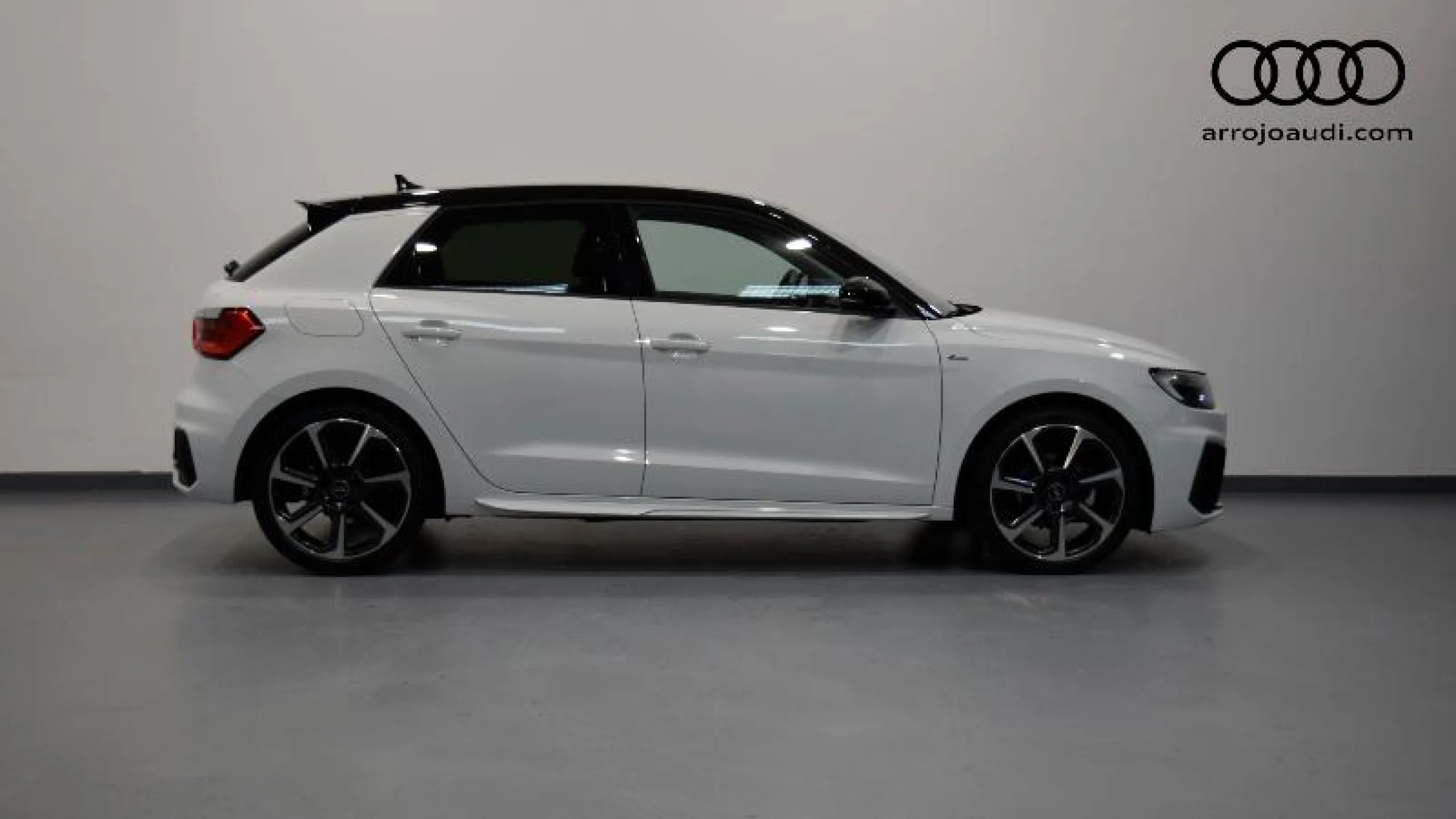 AUDI A1 SPORTBACK ADRENAL BLACK 30TFSI 81KW S TR - Foto 3