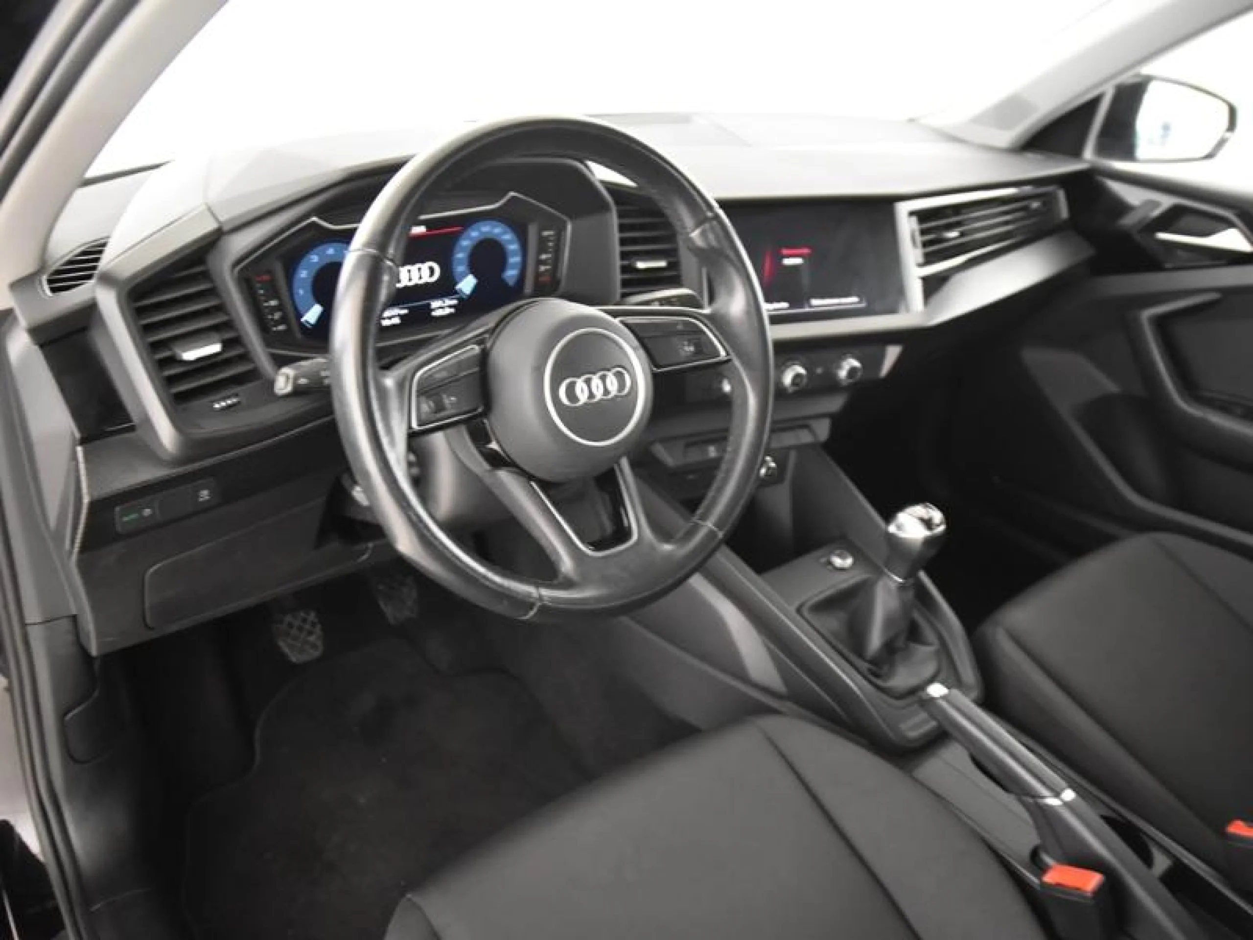 AUDI A1 SPORTBACK ADVANCED 25 TFSI 70KW (95CV) - Foto 9