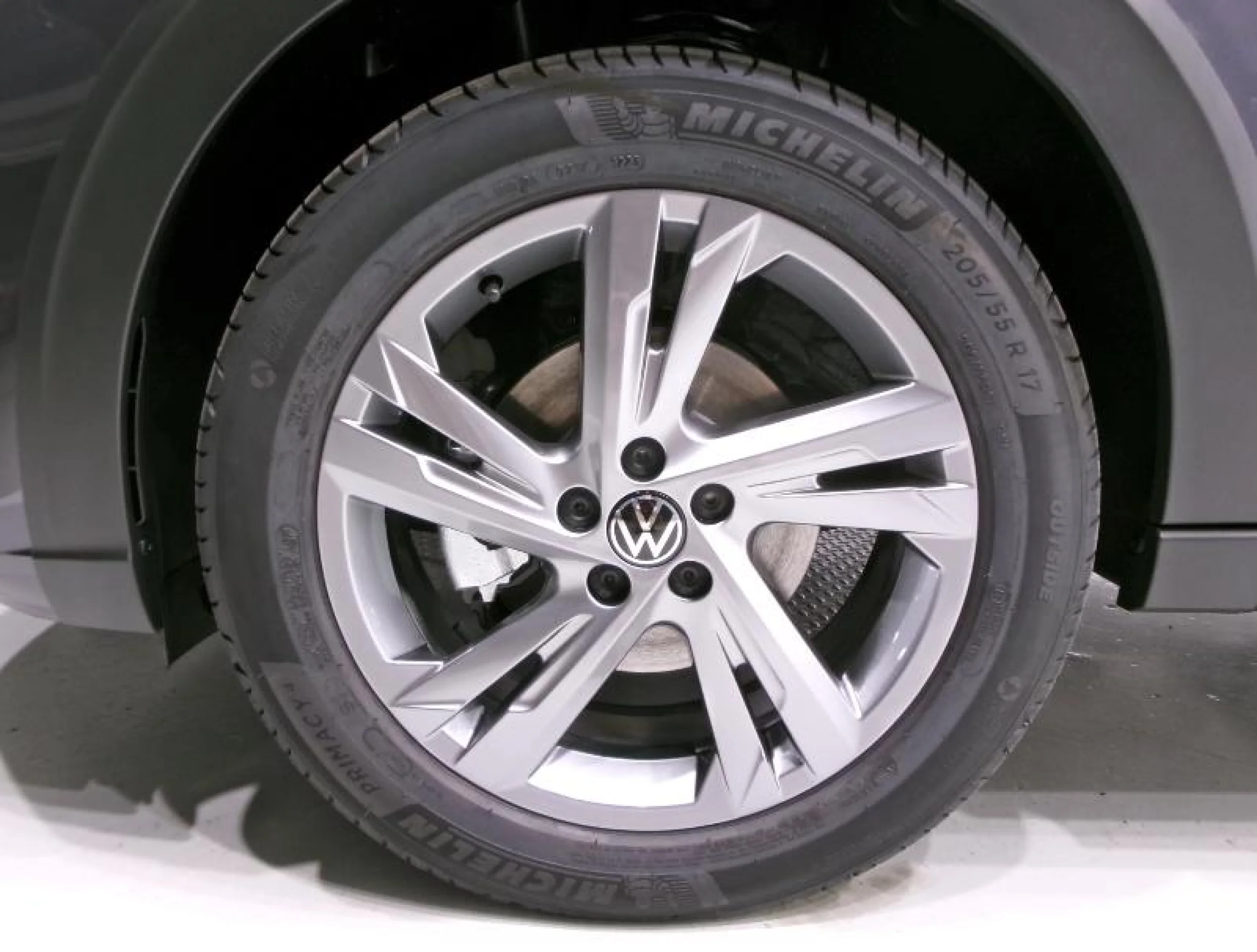 VOLKSWAGEN TAIGO R LINE 1.0 TSI 81KW (110CV) - Foto 8