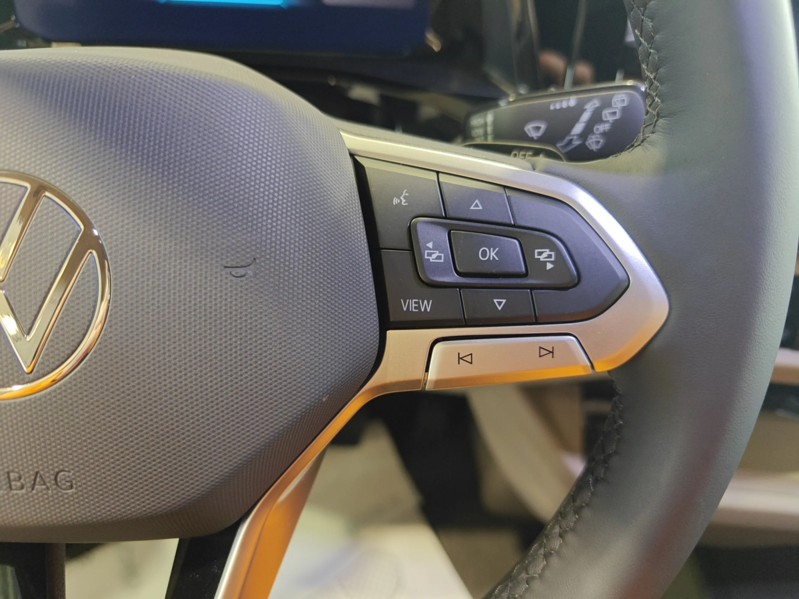 VOLKSWAGEN Multivan 1.5 EHYBRID 130 KW DSG 4M B.CORTA - Foto 10