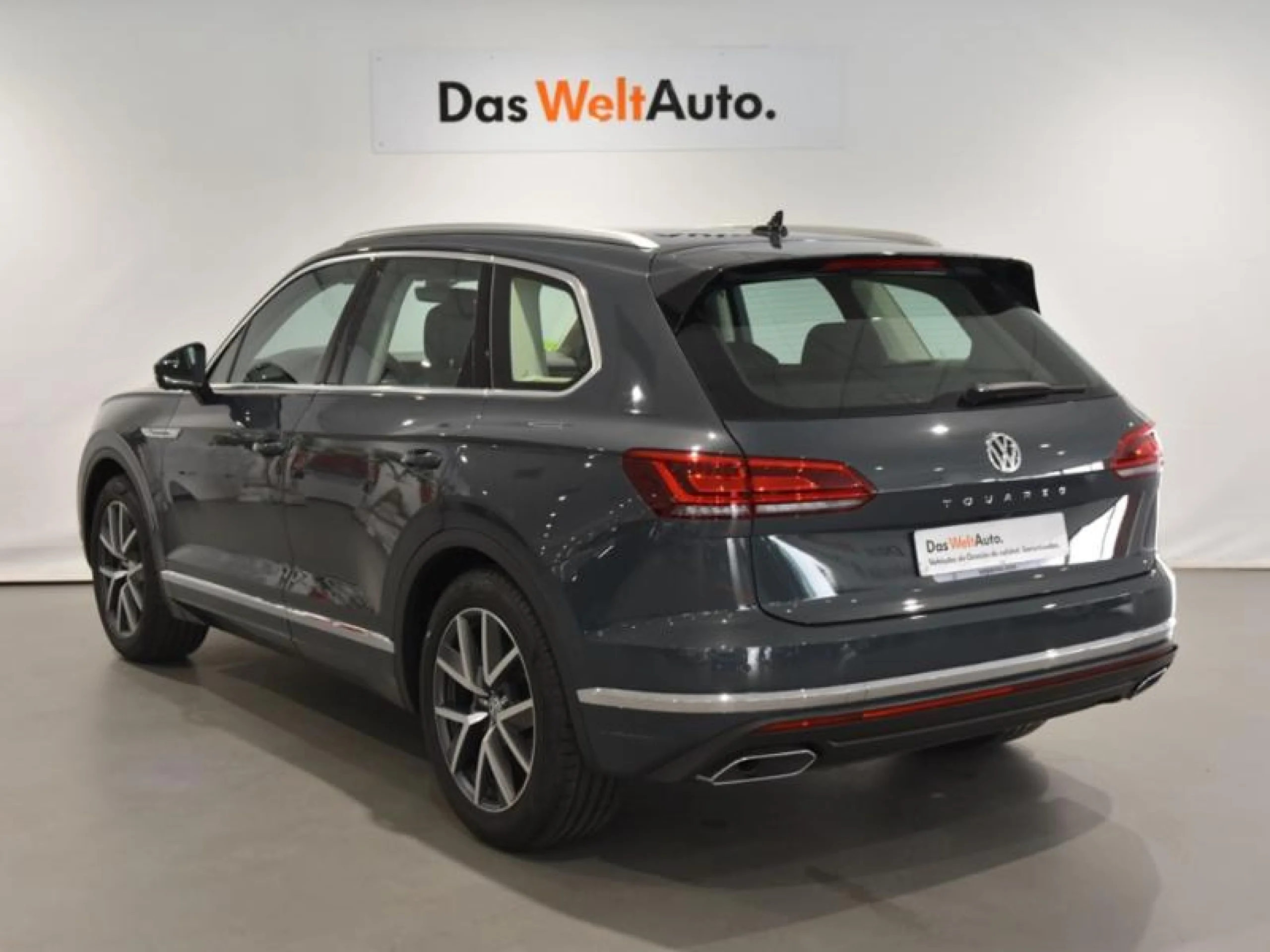 VOLKSWAGEN TOUAREG R LINE INDIV ATMOS 3.0 V6 TDI 170 TIP 4M - Foto 2