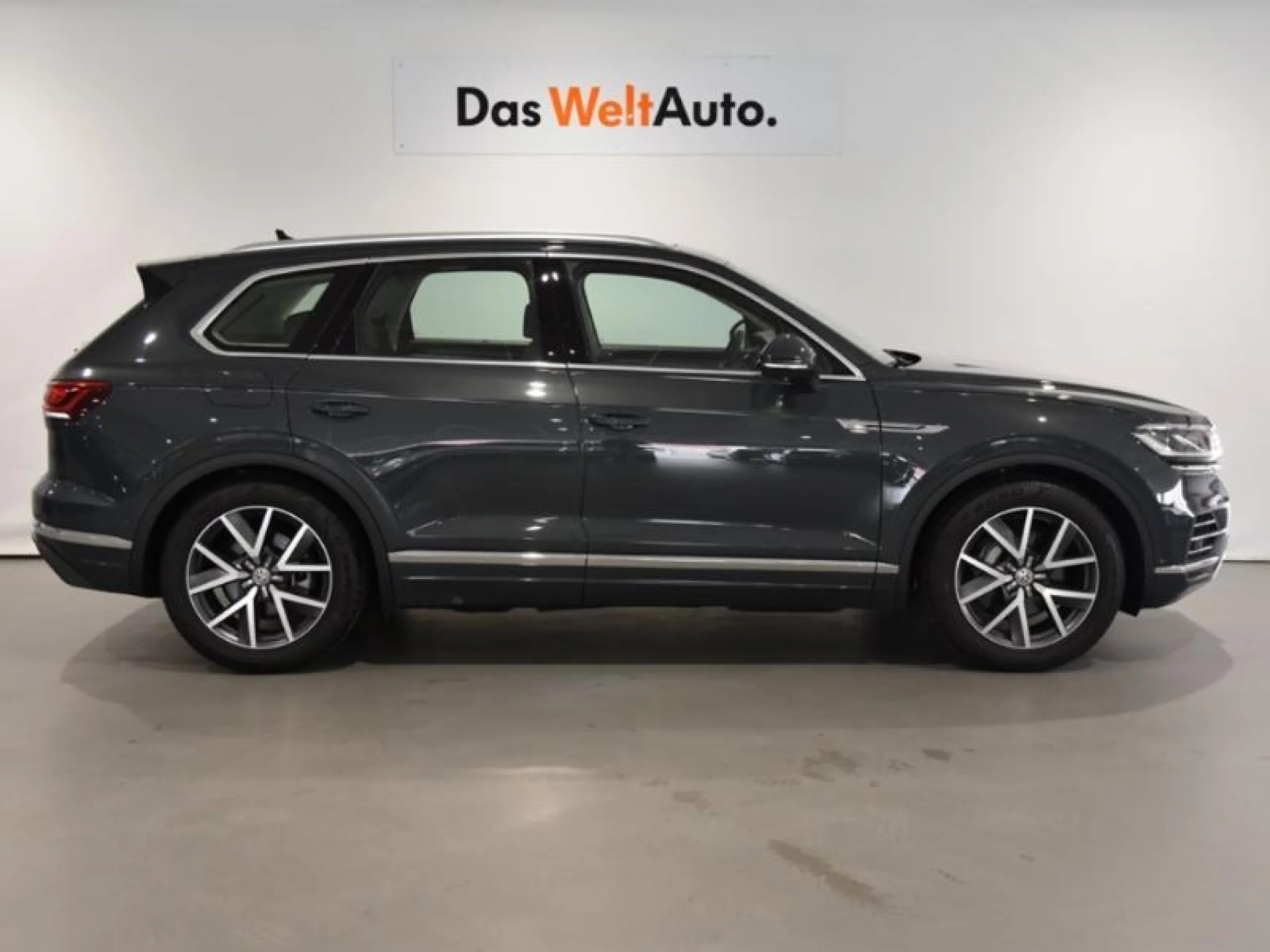 VOLKSWAGEN TOUAREG R LINE INDIV ATMOS 3.0 V6 TDI 170 TIP 4M - Foto 3