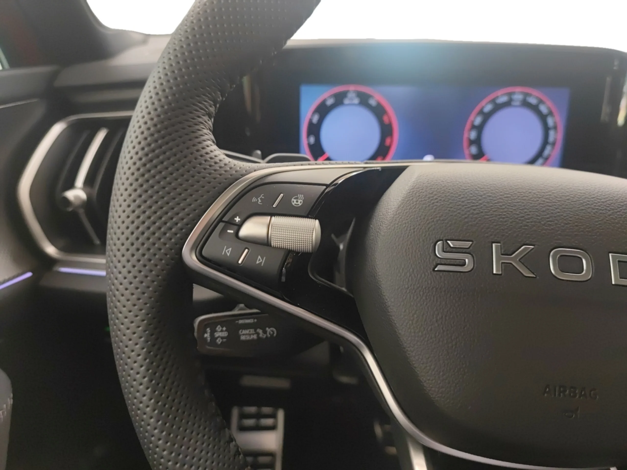 SKODA KODIAQ 2.0 TDI 110KW (150CV) DSG SPORTLINE - Foto 9