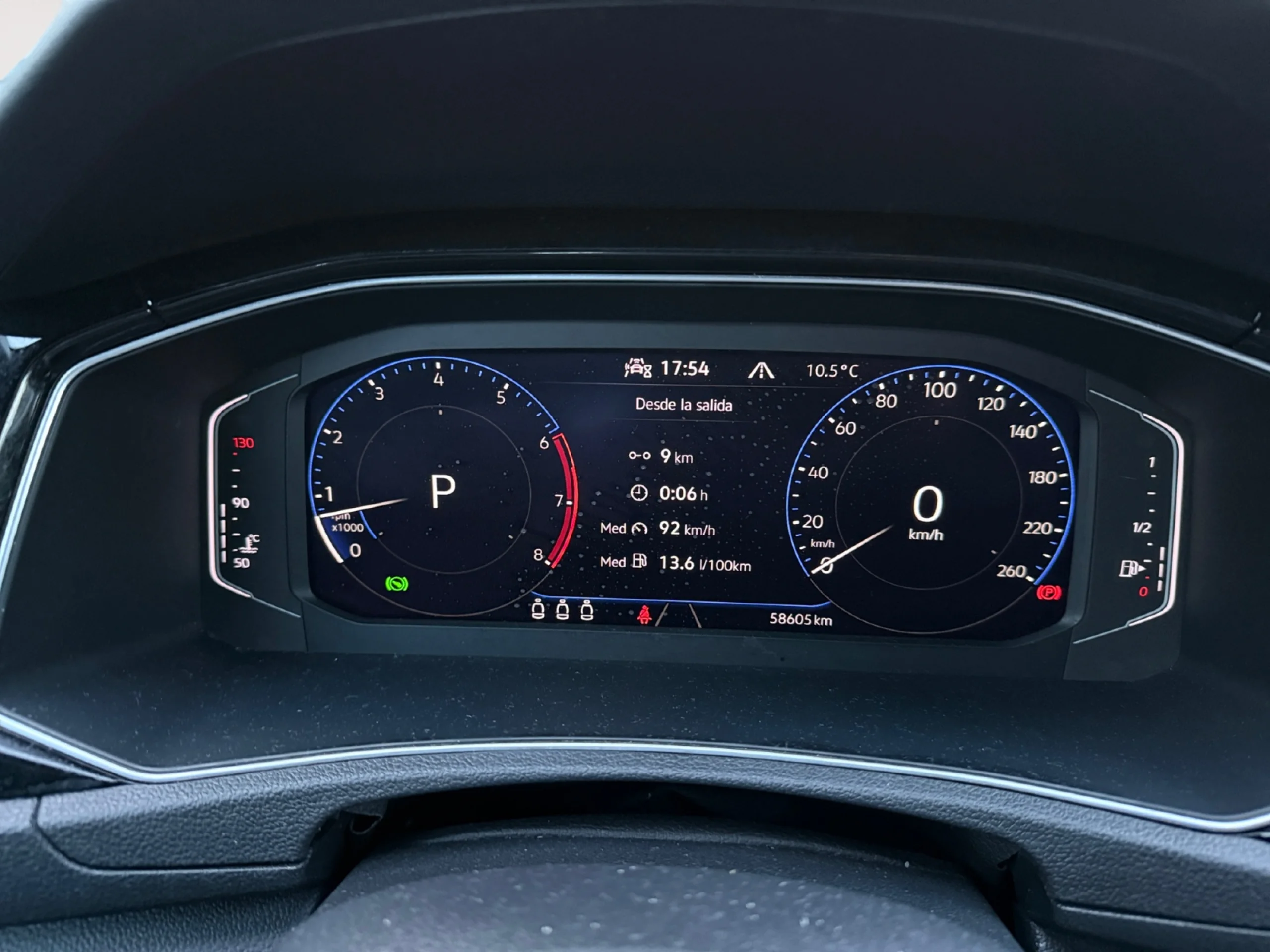 VOLKSWAGEN T ROC SPORT 1.5 TSI 110KW (150CV) DSG - Foto 10