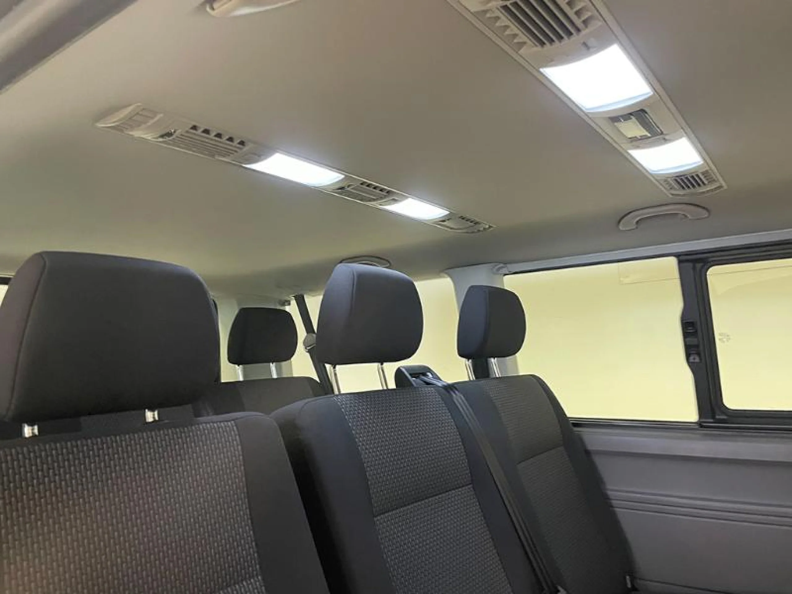 VOLKSWAGEN CARAVELLE PREMIUM CORTA 2.0 TDI 110KW BMT DSG - Foto 12
