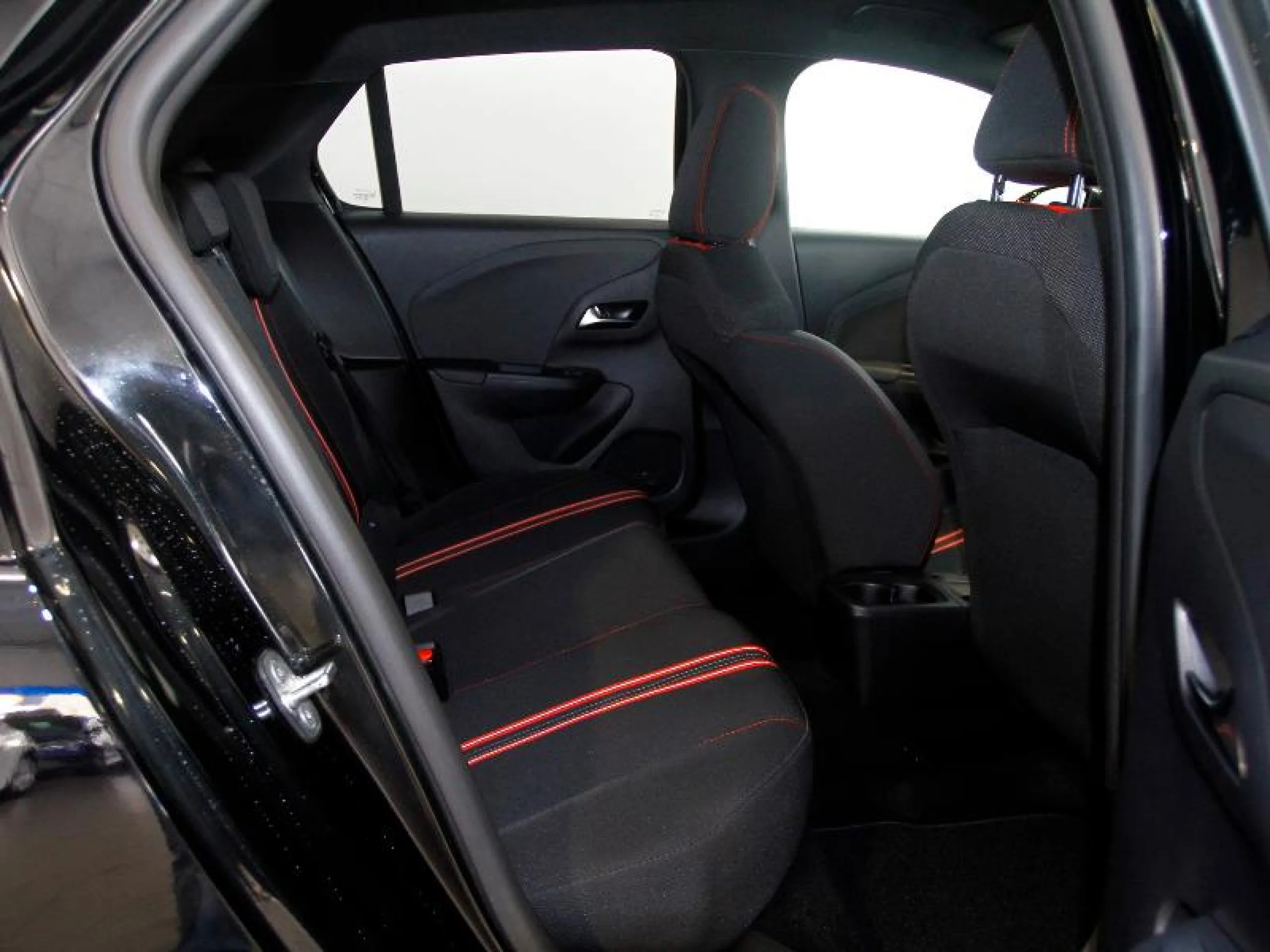 OPEL CORSA 1.2T XHL 74KW (100CV) GS - Foto 6