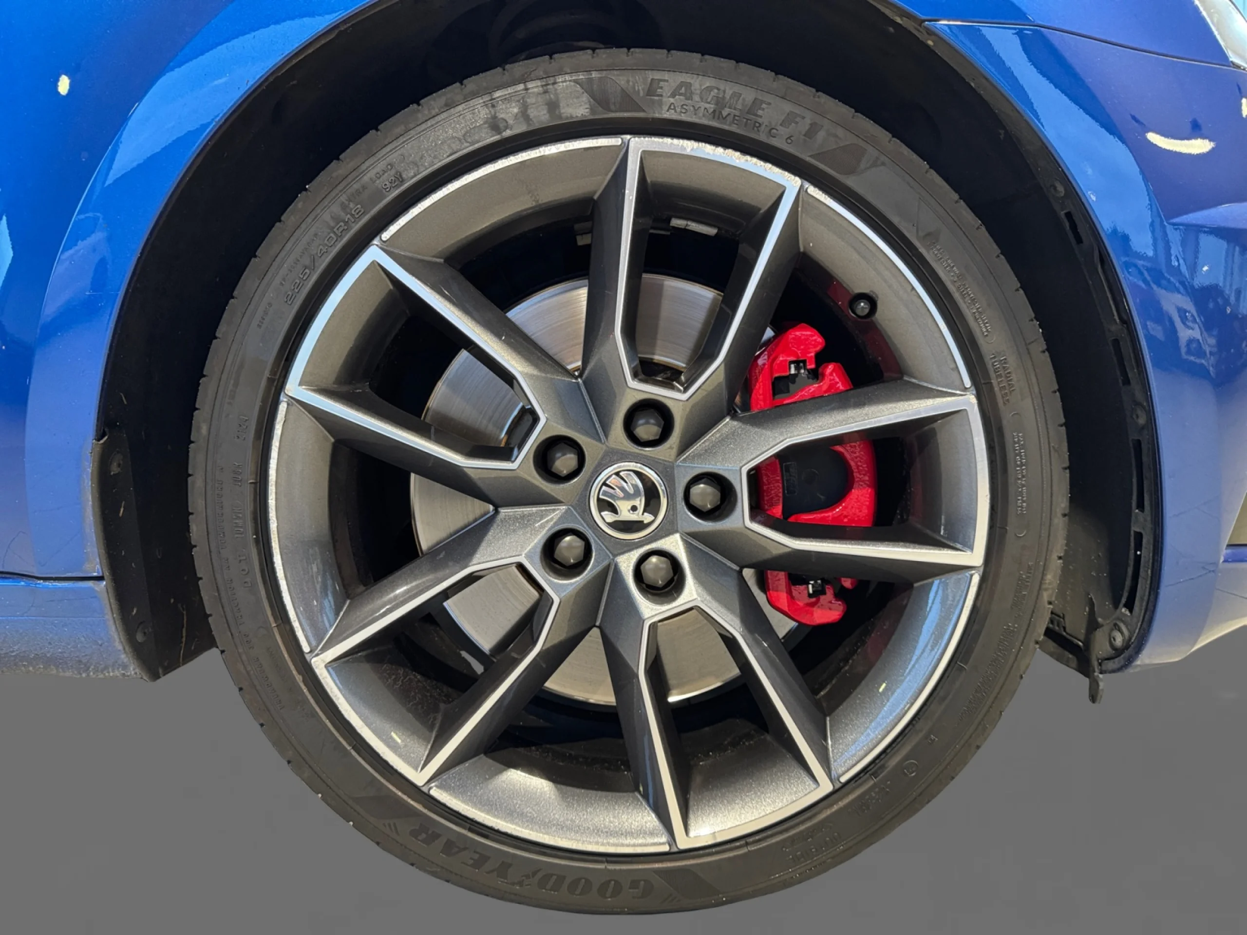 SKODA OCTAVIA 2.0 TSI 180KW (245CV) RS - Foto 8