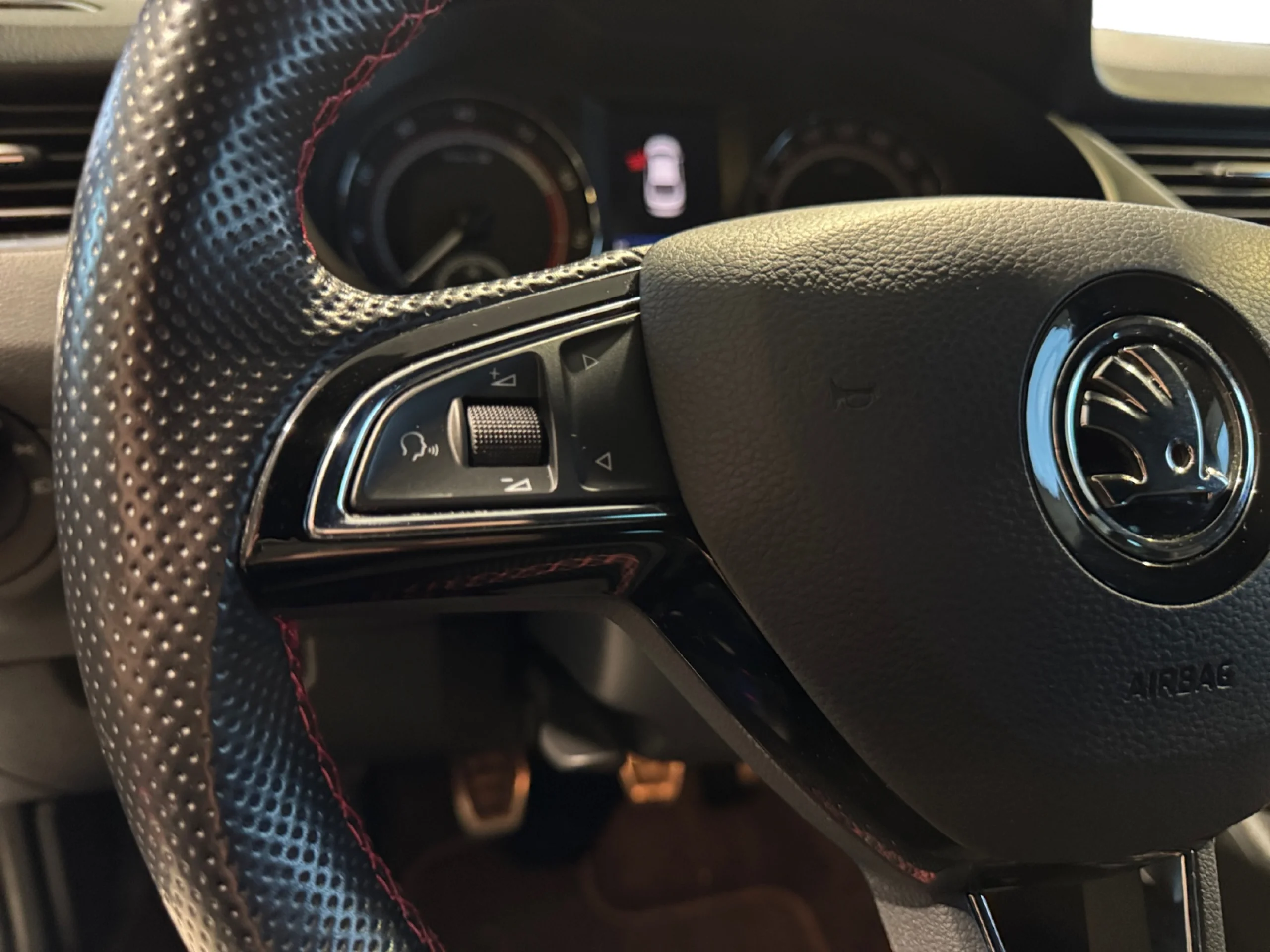 SKODA OCTAVIA 2.0 TSI 180KW (245CV) RS - Foto 11