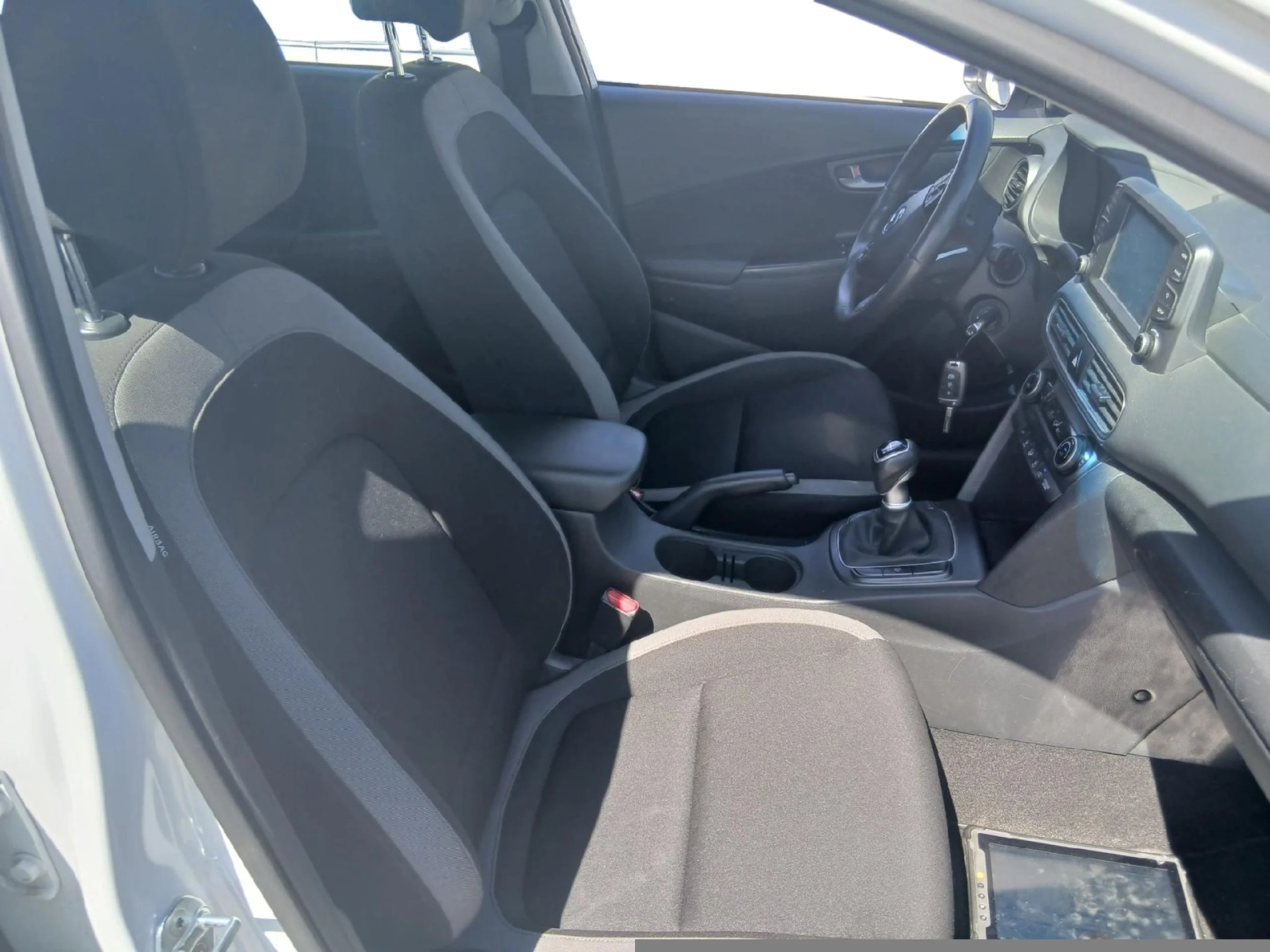 HYUNDAI KONA 1.0 TGDI KLASS 4X2 - Foto 8