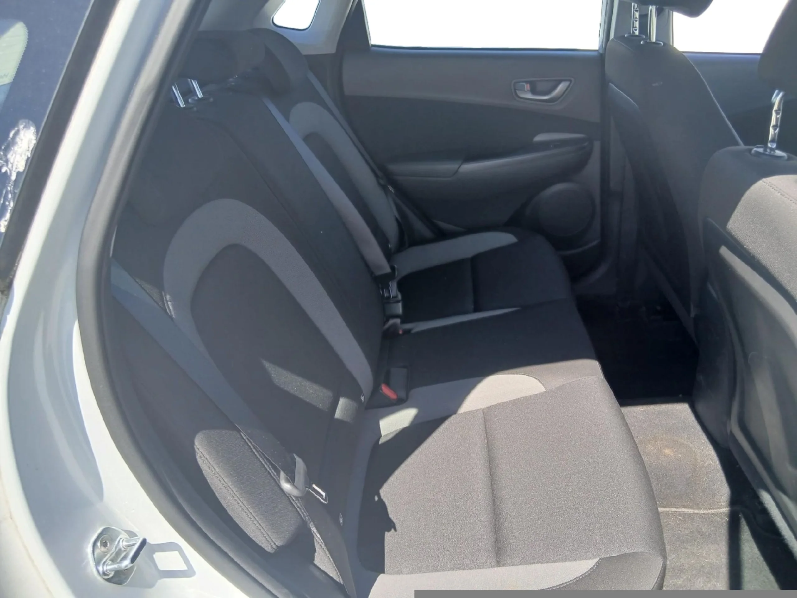 HYUNDAI KONA 1.0 TGDI KLASS 4X2 - Foto 9
