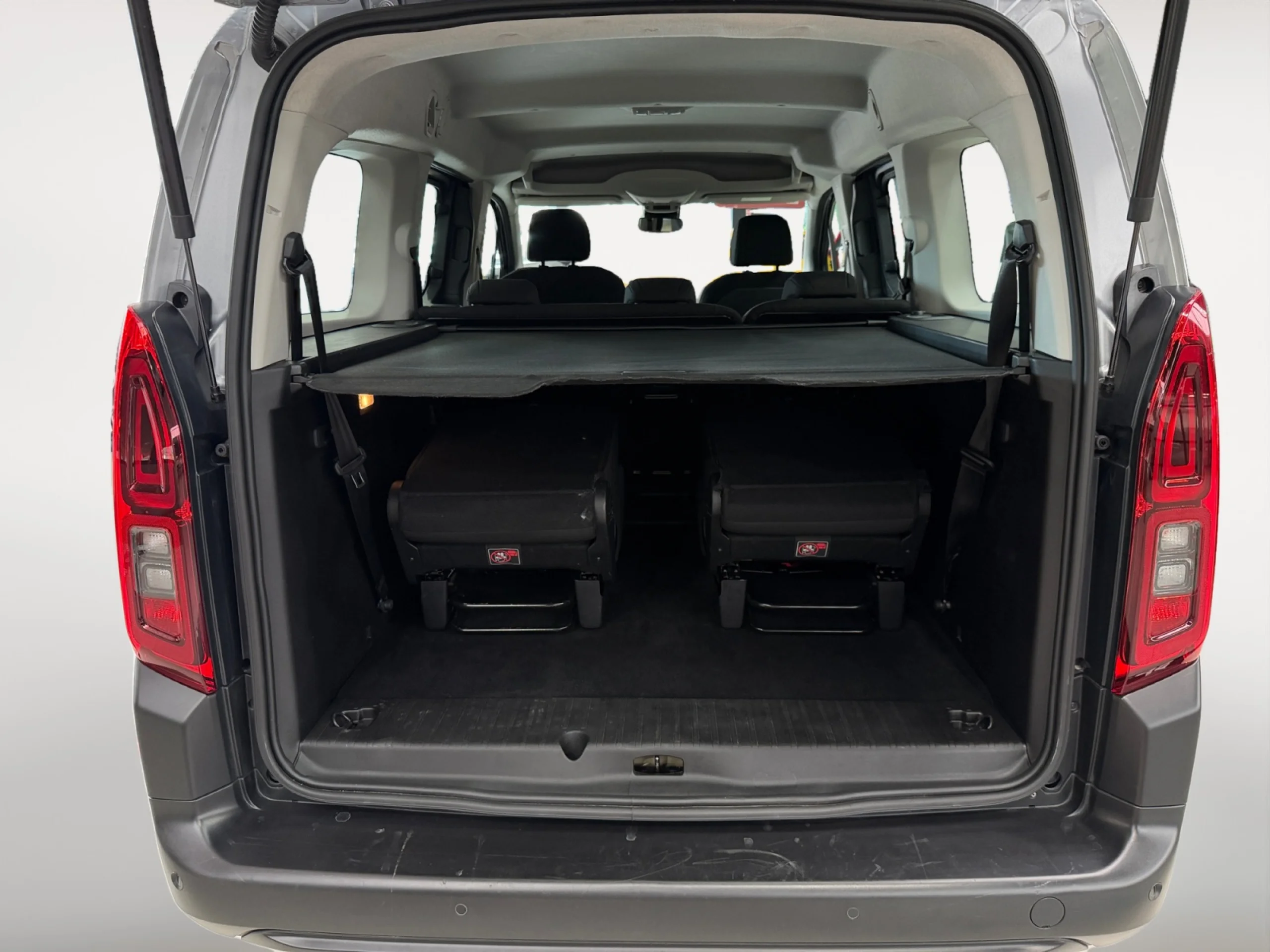 CITROEN BERLINGO XL BLUEHDI 130CV EAT8 PLUS - Foto 7