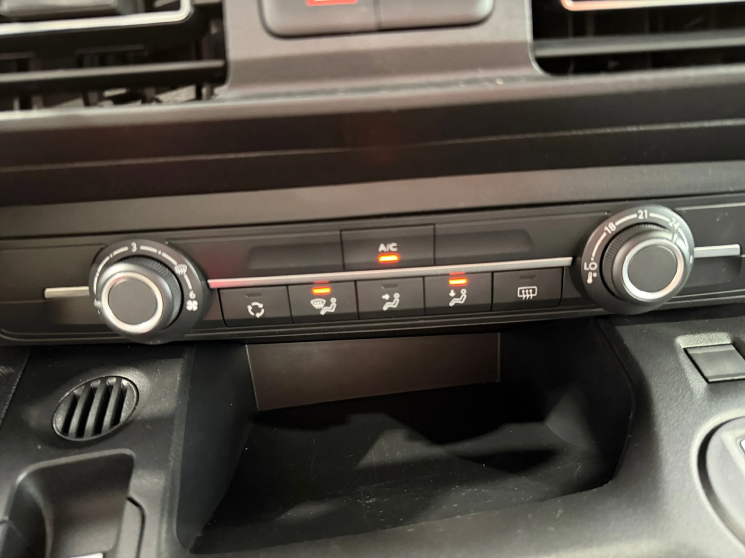 CITROEN BERLINGO XL BLUEHDI 130CV EAT8 PLUS - Foto 15