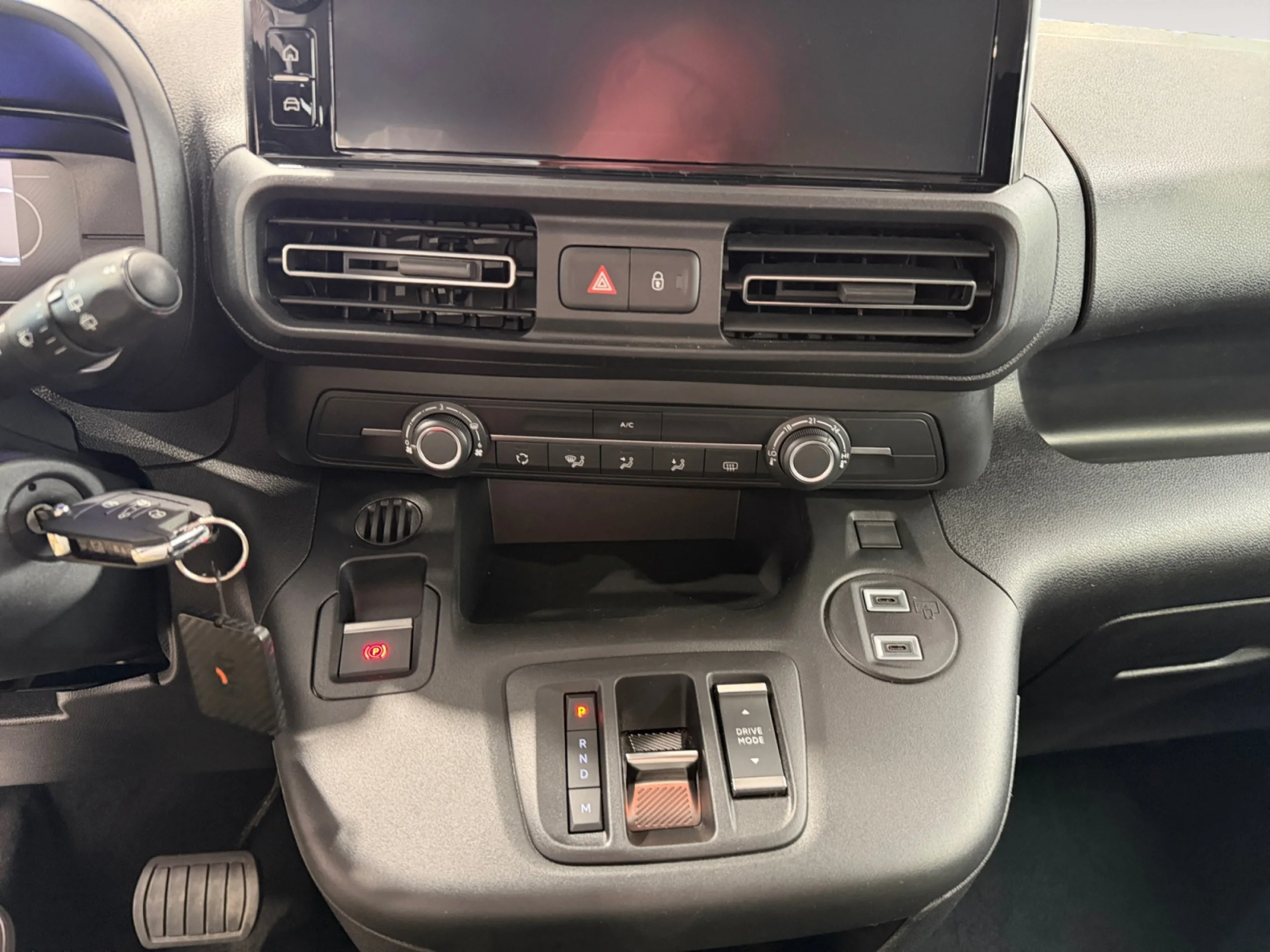 CITROEN BERLINGO XL BLUEHDI 130CV EAT8 PLUS - Foto 20