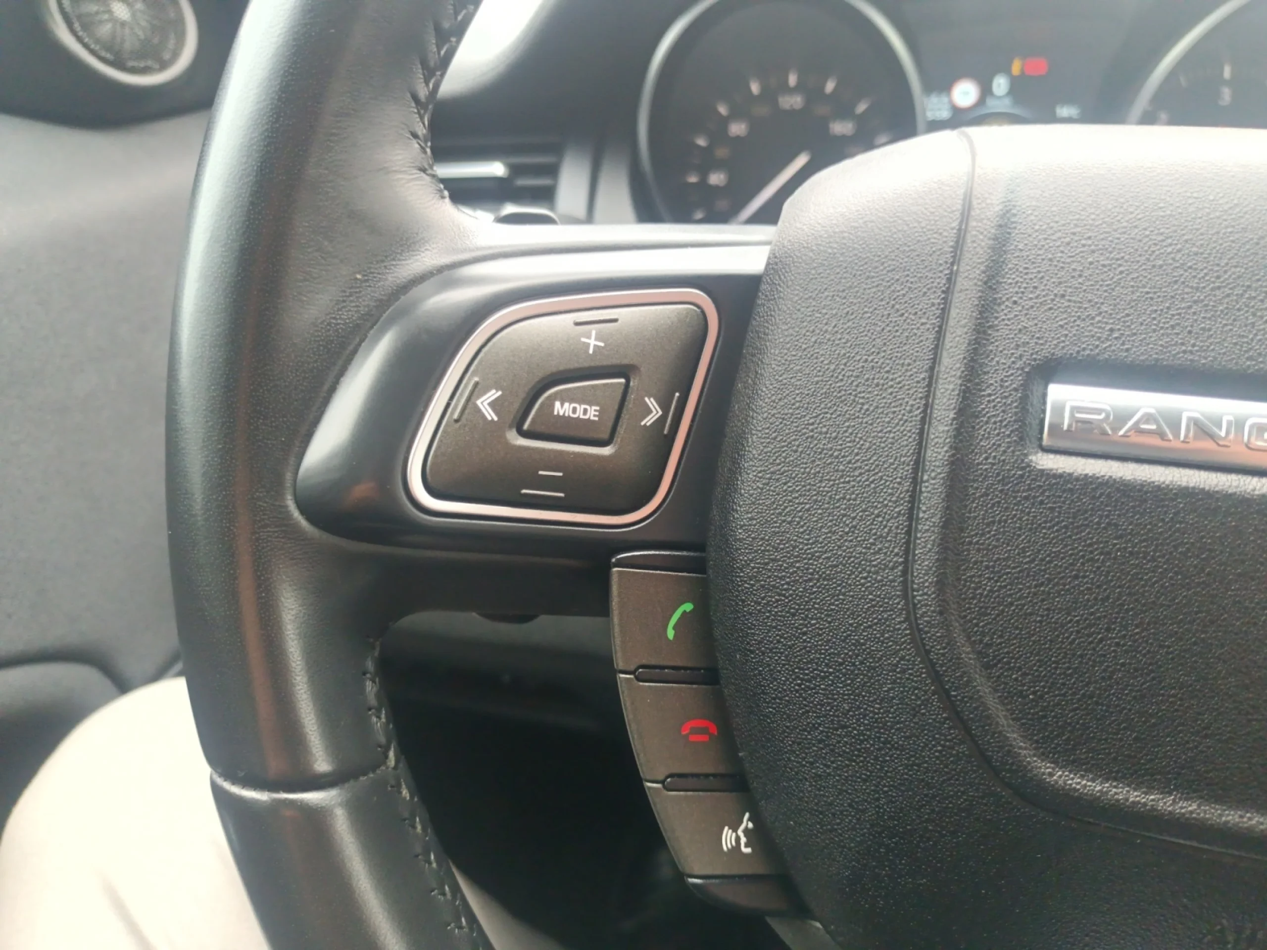 LAND ROVER Range rover evoque 2.0L TD4 DIESEL 110KW (150CV) 4X4 HSE - Foto 16