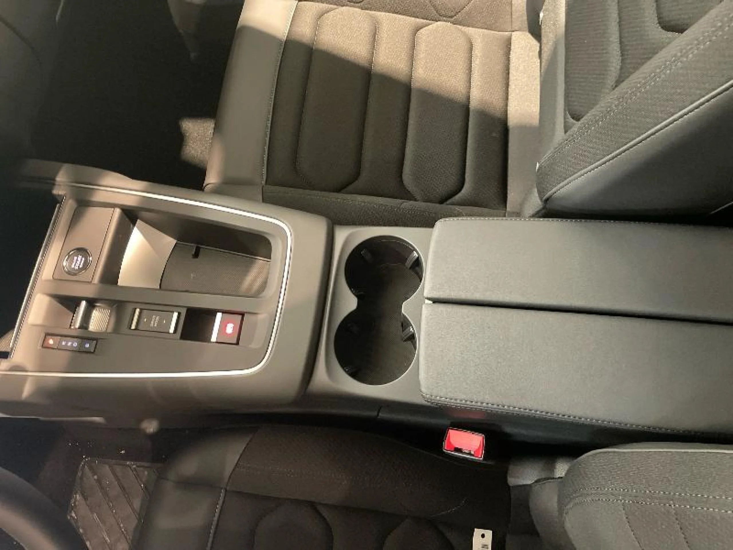 CITROEN C5 AIRCROSS HYBRID 180 E EAT8 FEEL PACK - Foto 15