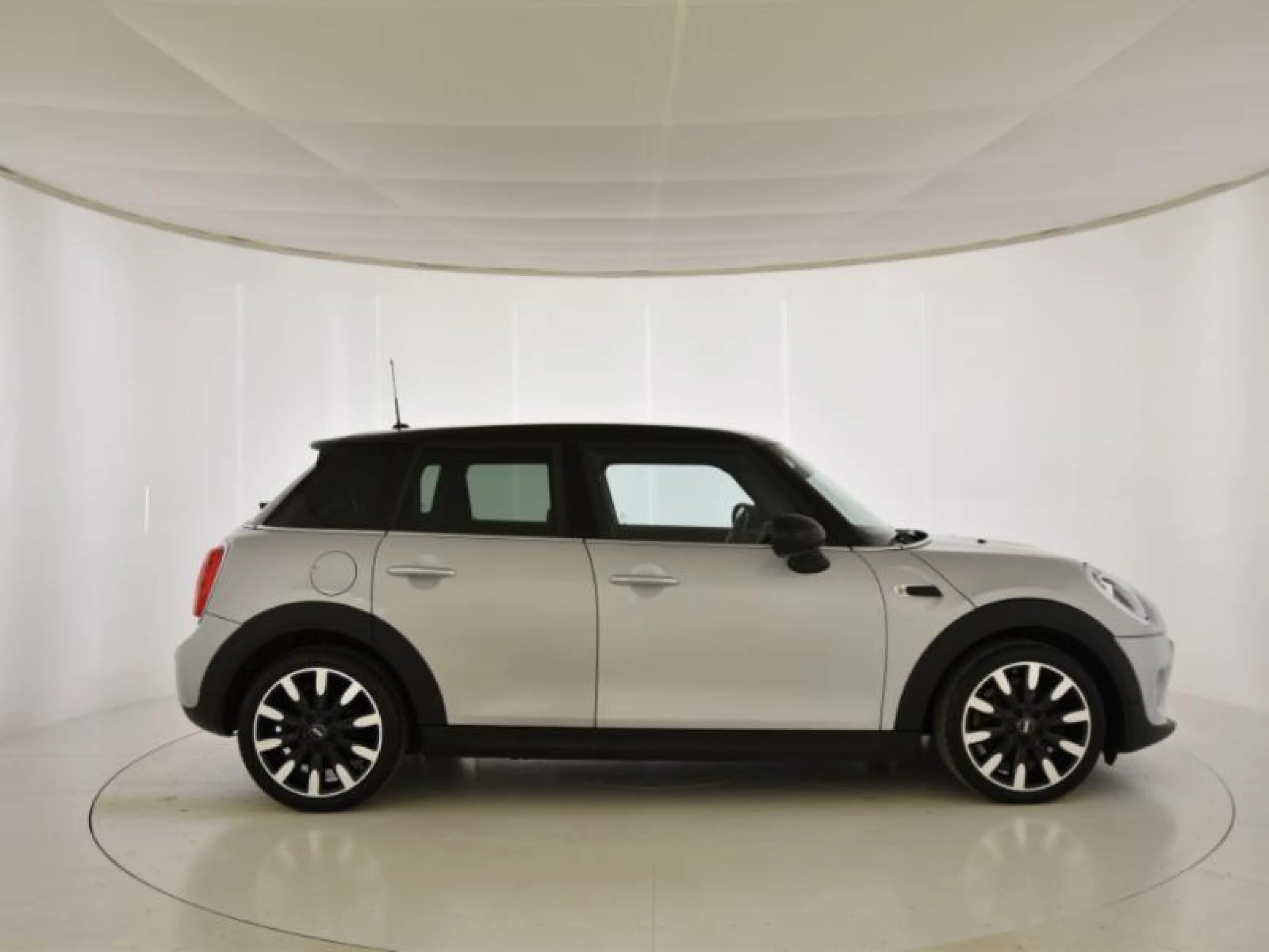MINI MINI COOPER D - Foto 3