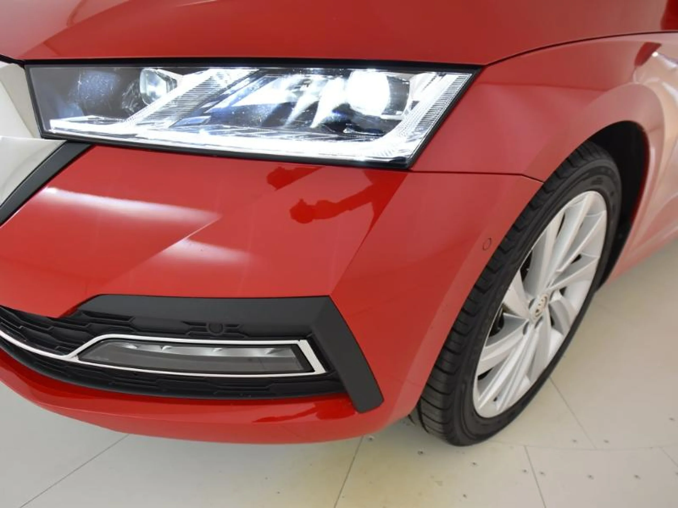 SKODA OCTAVIA 2.0 TDI 150 STYLE - Foto 18