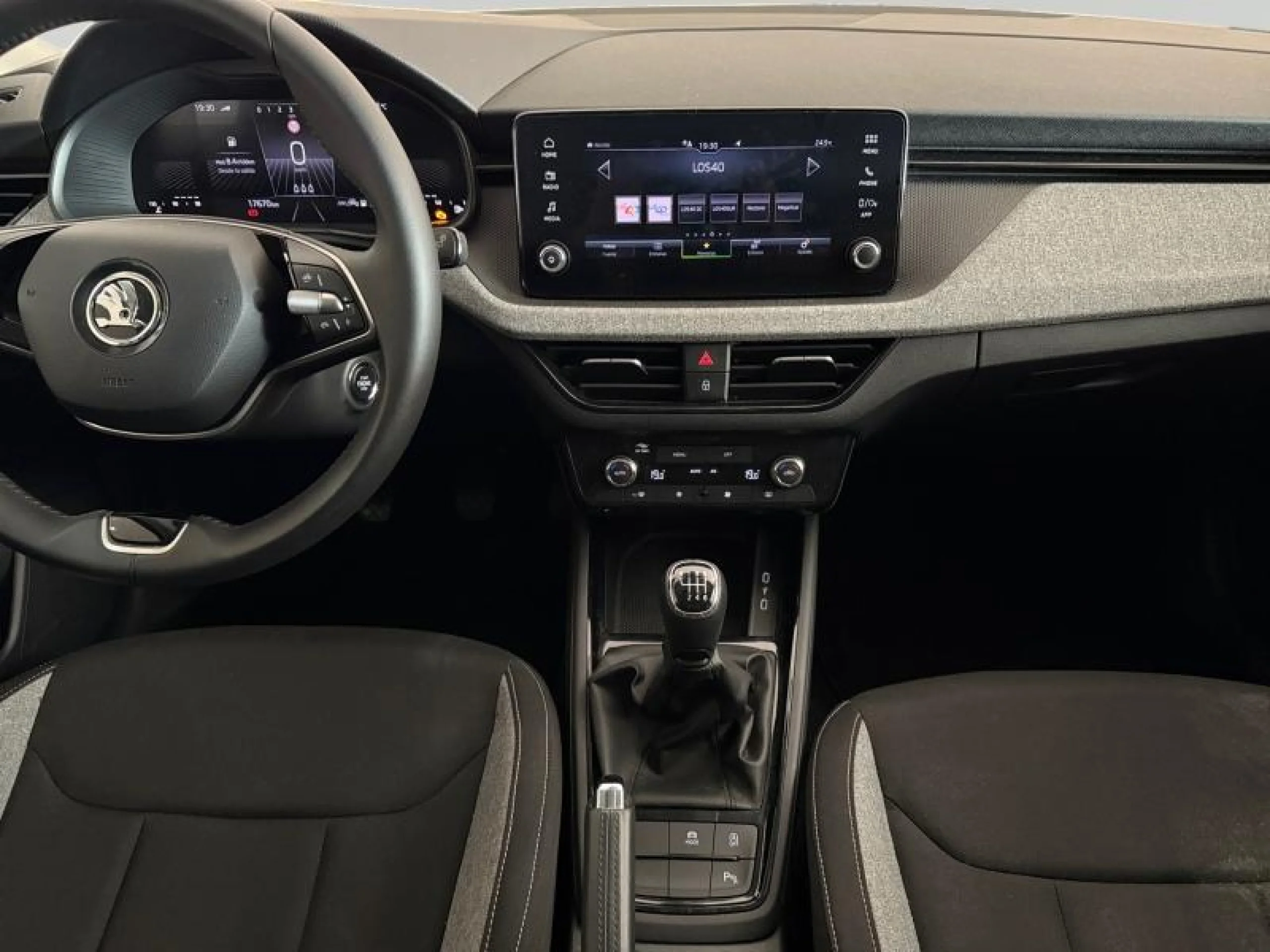 SKODA SCALA 1.0 TSI 85KW (115 CV) SELECTION - Foto 12