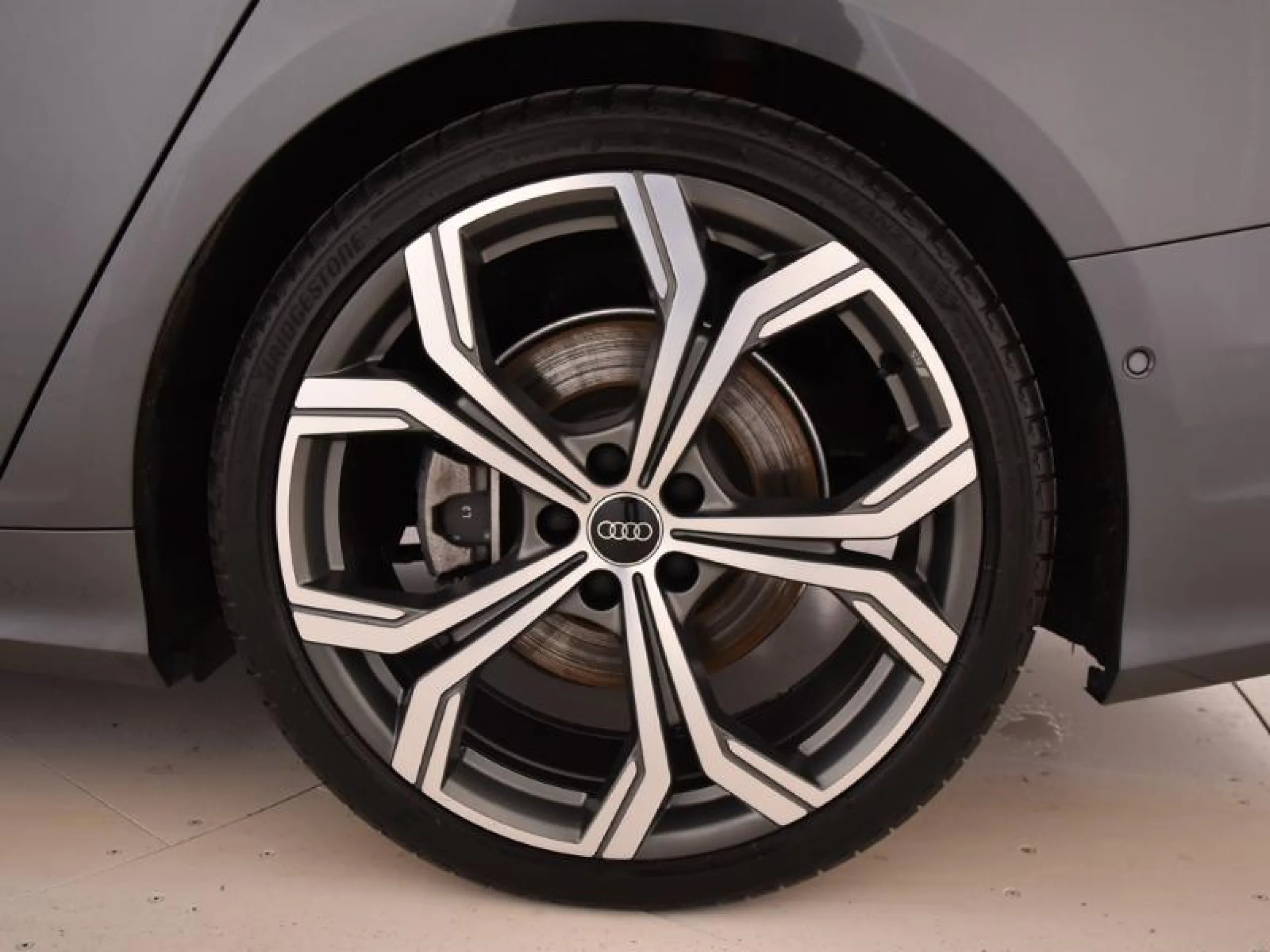 AUDI A6 AVANT 50 TFSIE QUATTRO ULTRA BLACK LINE - Foto 8