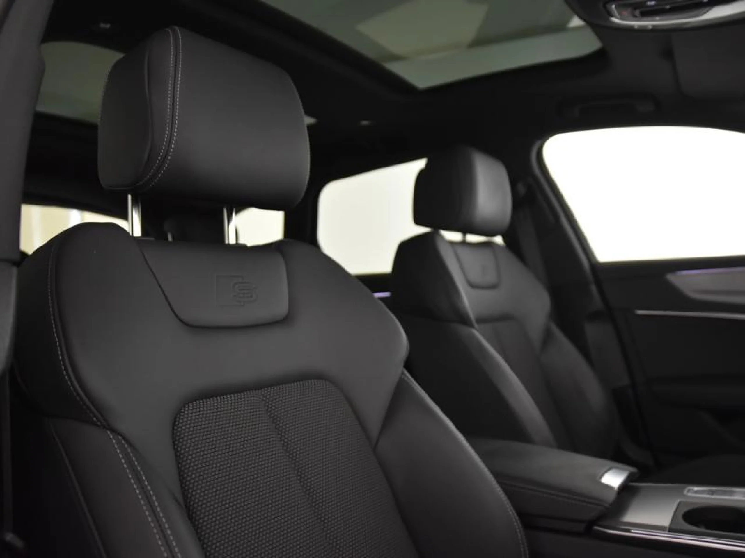 AUDI A6 AVANT 50 TFSIE QUATTRO ULTRA BLACK LINE - Foto 9