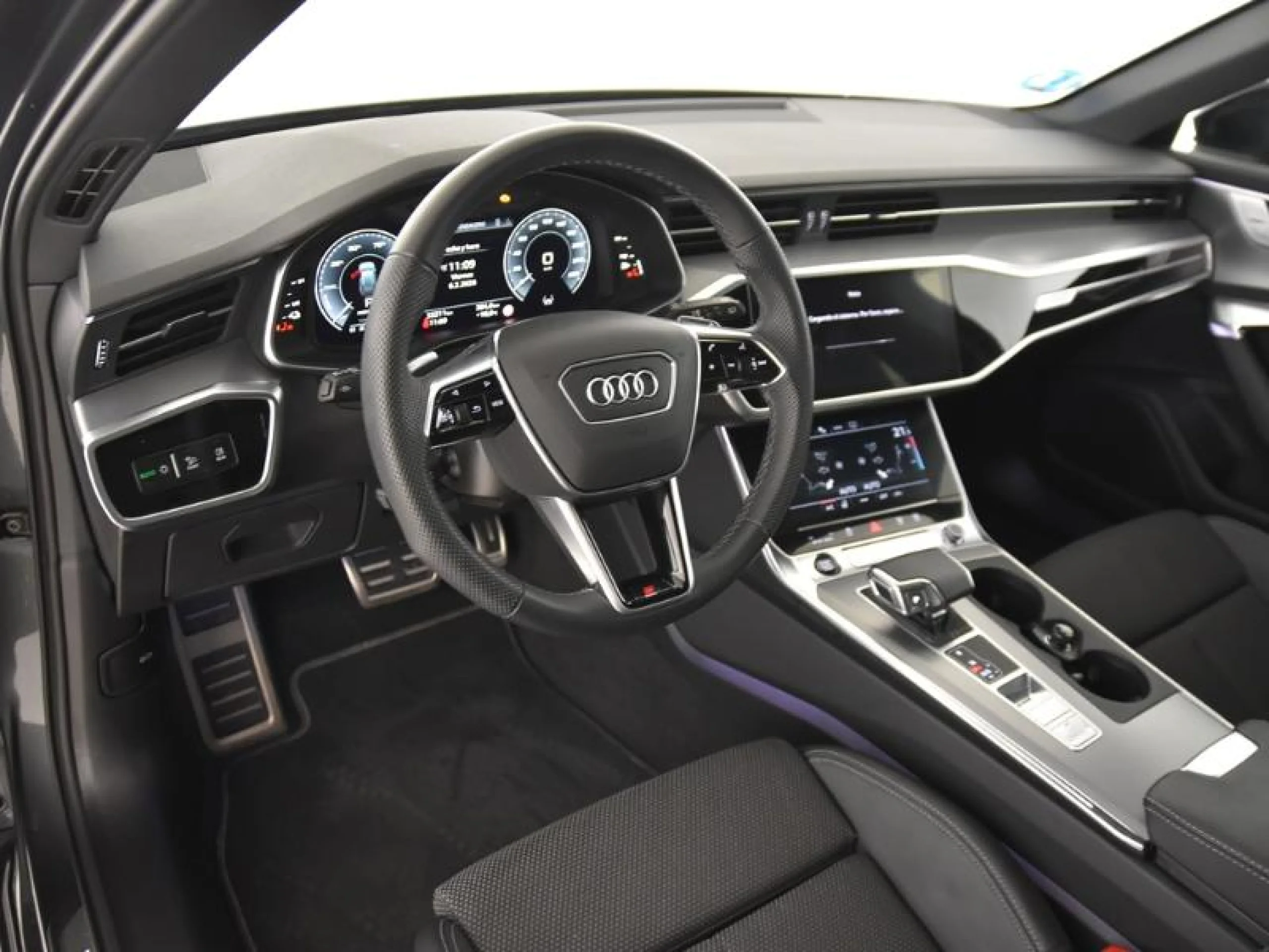 AUDI A6 AVANT 50 TFSIE QUATTRO ULTRA BLACK LINE - Foto 12