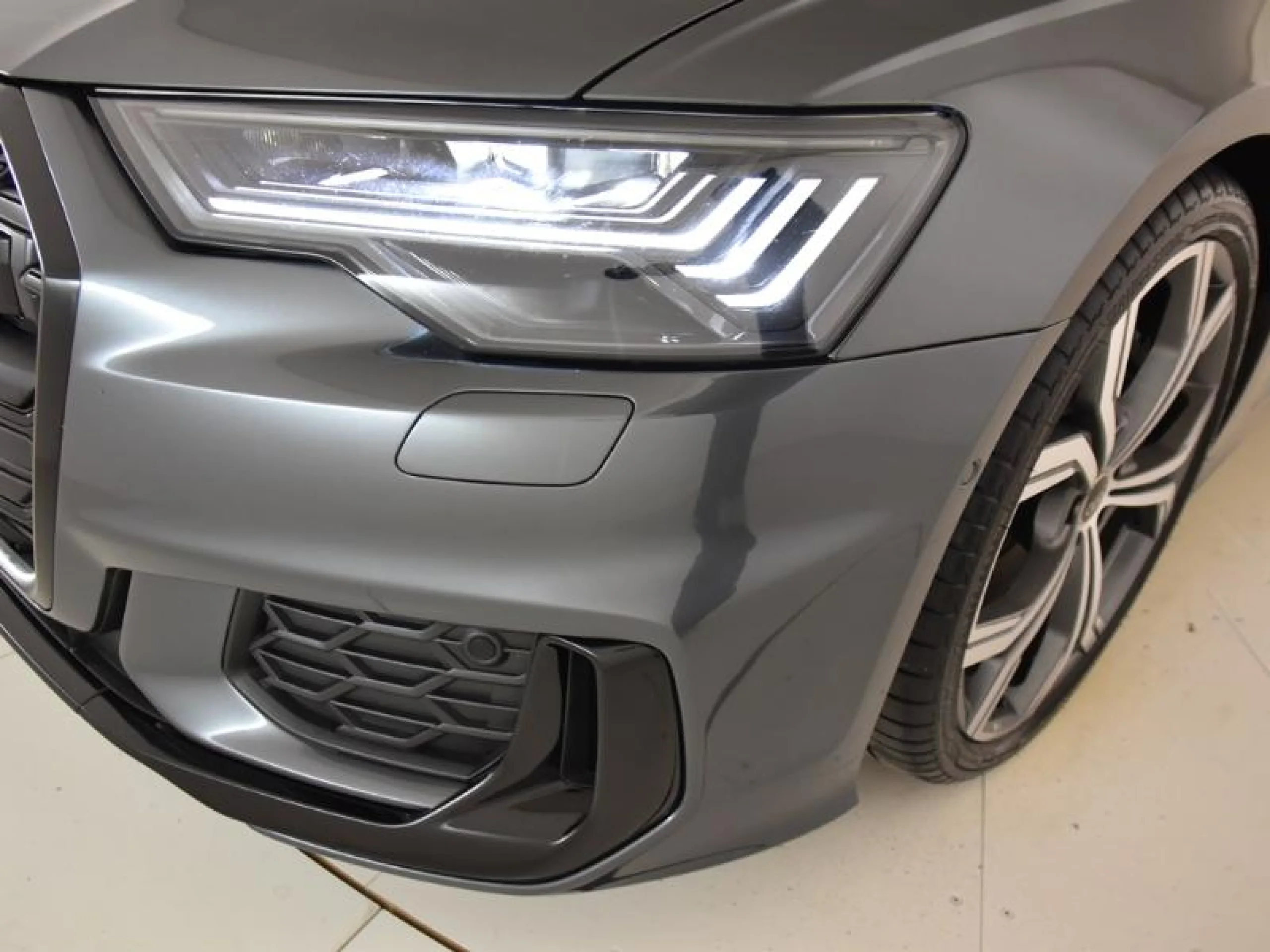 AUDI A6 AVANT 50 TFSIE QUATTRO ULTRA BLACK LINE - Foto 26