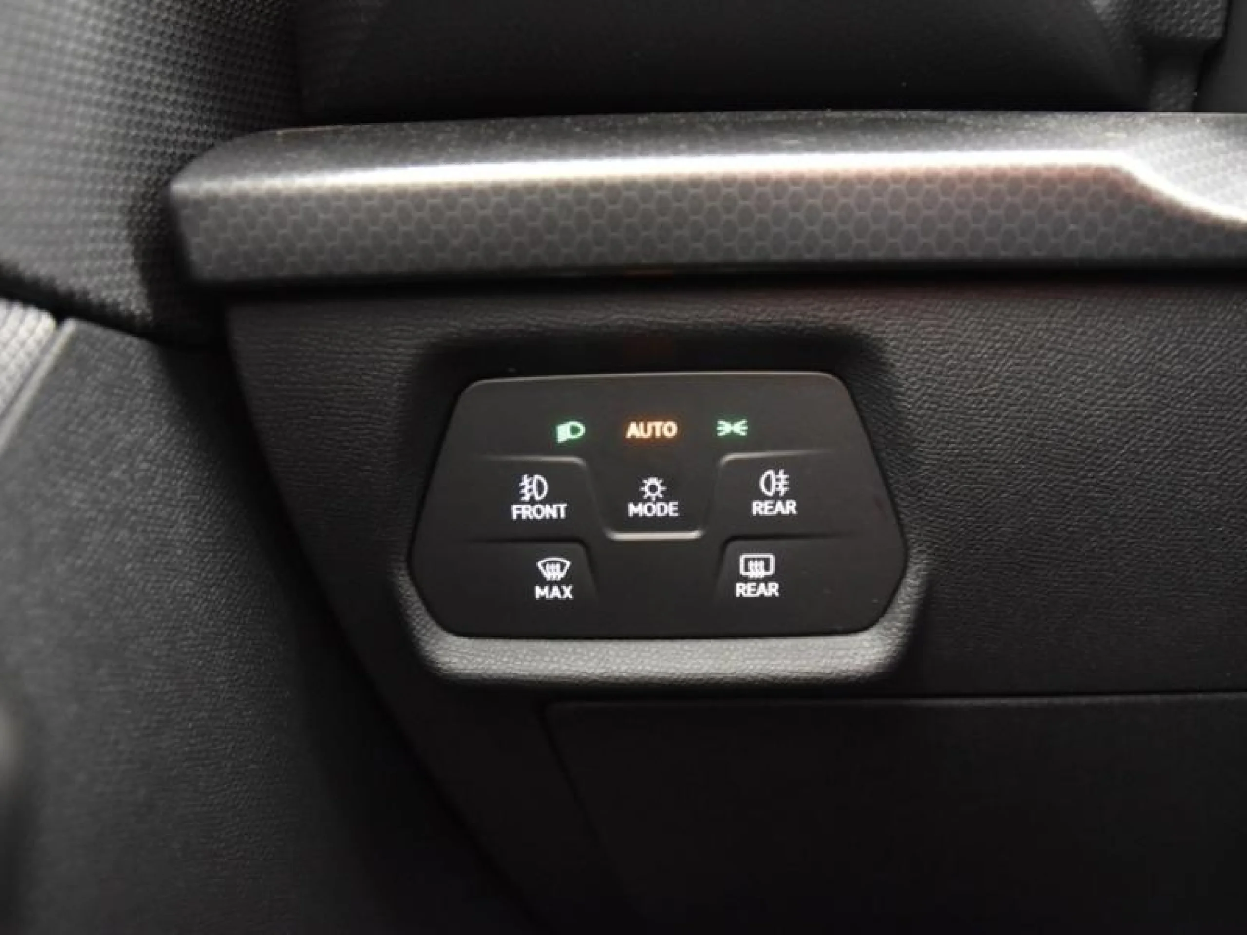 SEAT LEON 1.5 ETSI 110KW DSG S&S STYLE SPECIAL ED - Foto 17