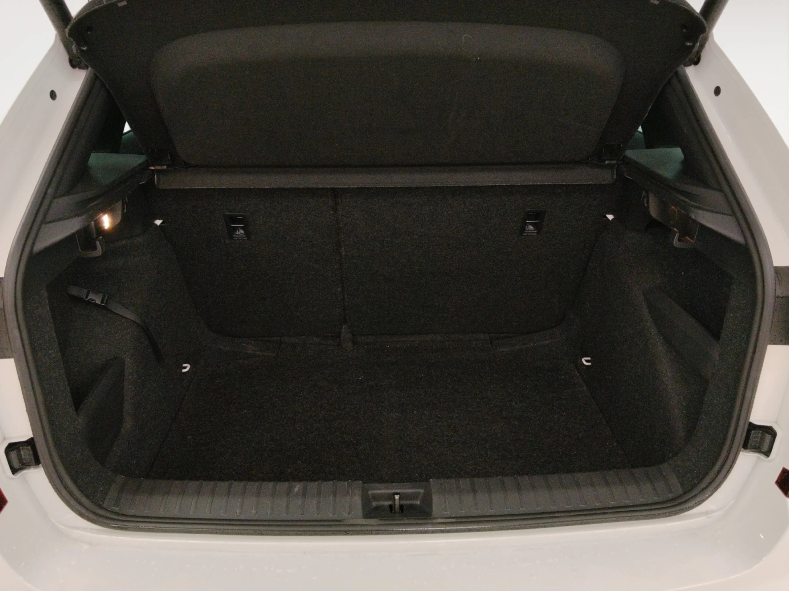 SKODA KAMIQ 1.5 TSI 110KW (150CV) SPORT - Foto 7