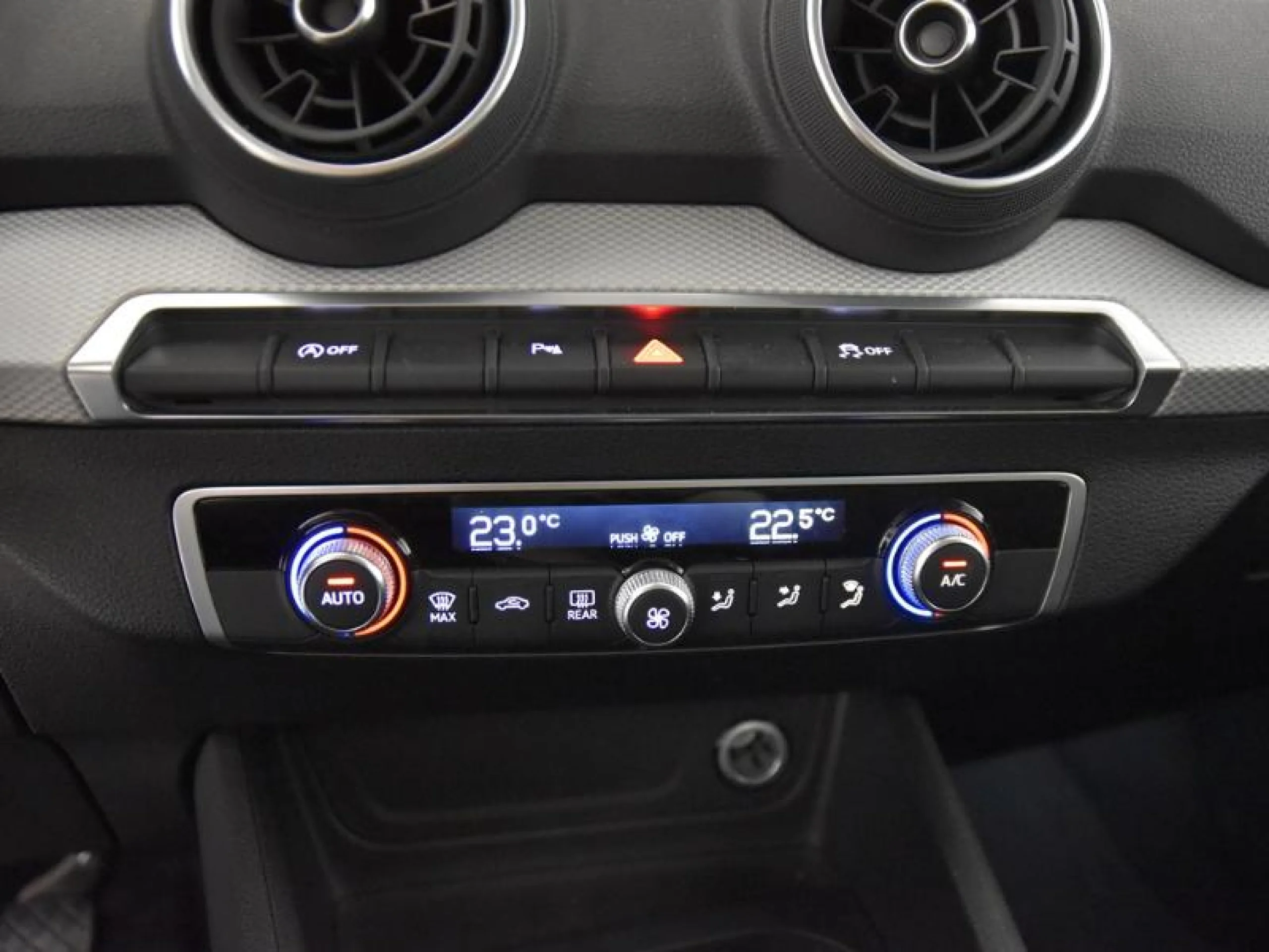 AUDI Q2 ADVANCED 30 TDI 85KW (116CV) - Foto 12