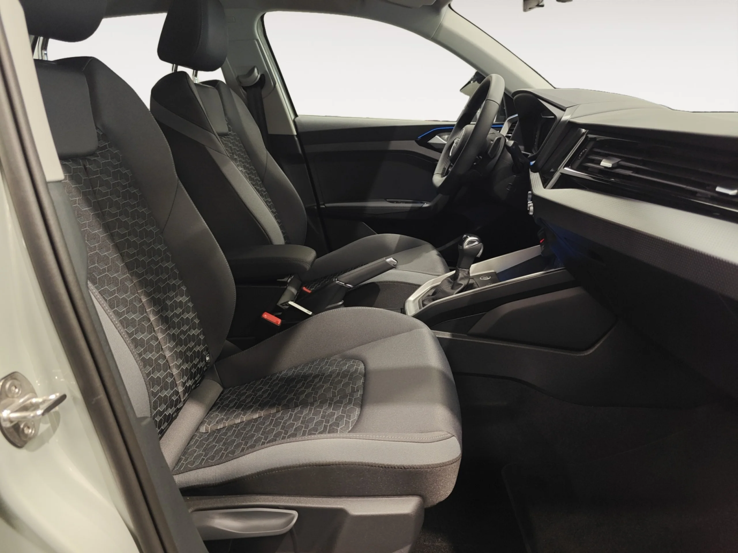 AUDI A1 SPORTBACK ADRENALIN 30 TFSI 85KW S TRON - Foto 5