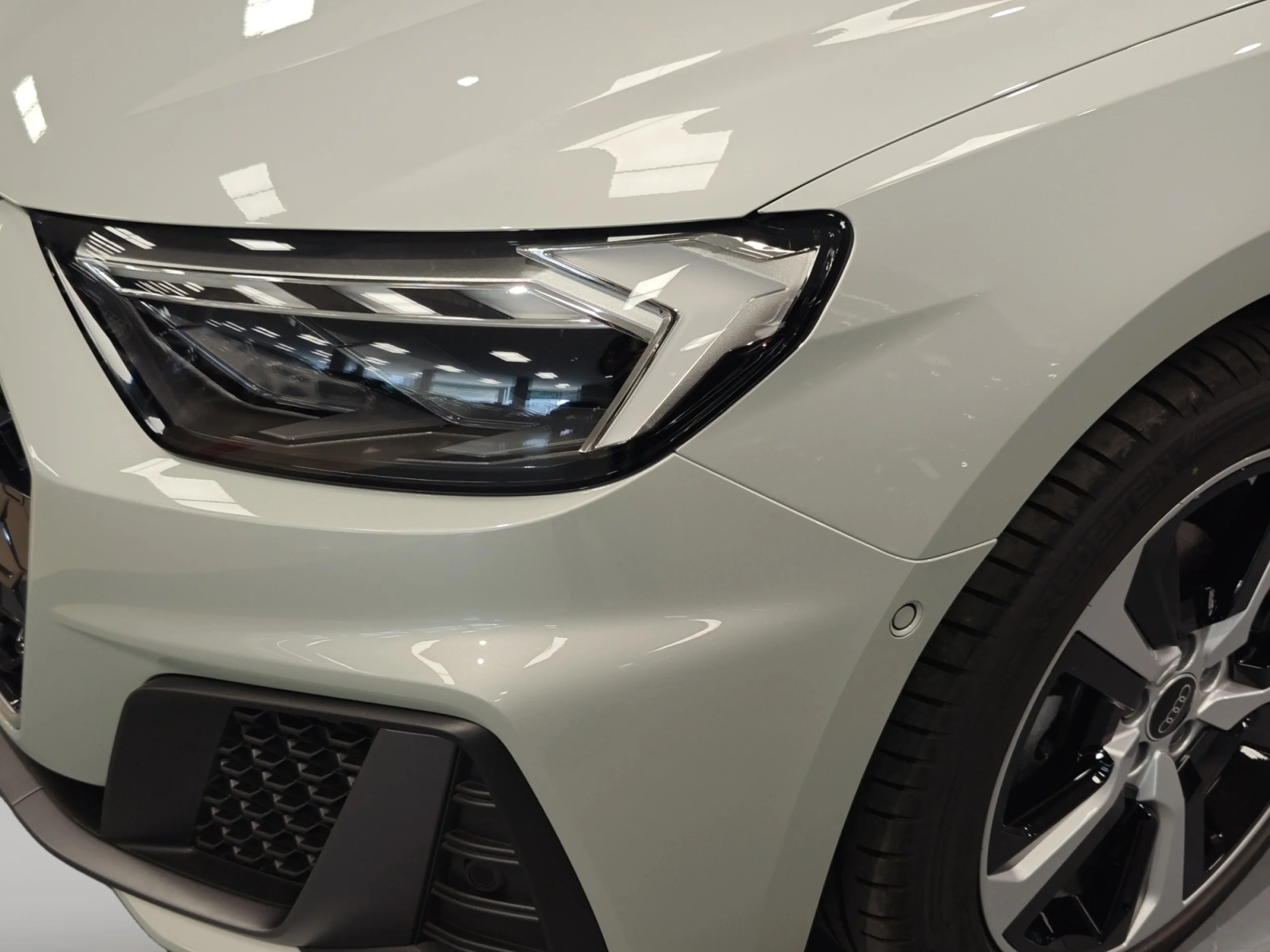 AUDI A1 SPORTBACK ADRENALIN 30 TFSI 85KW S TRON - Foto 22