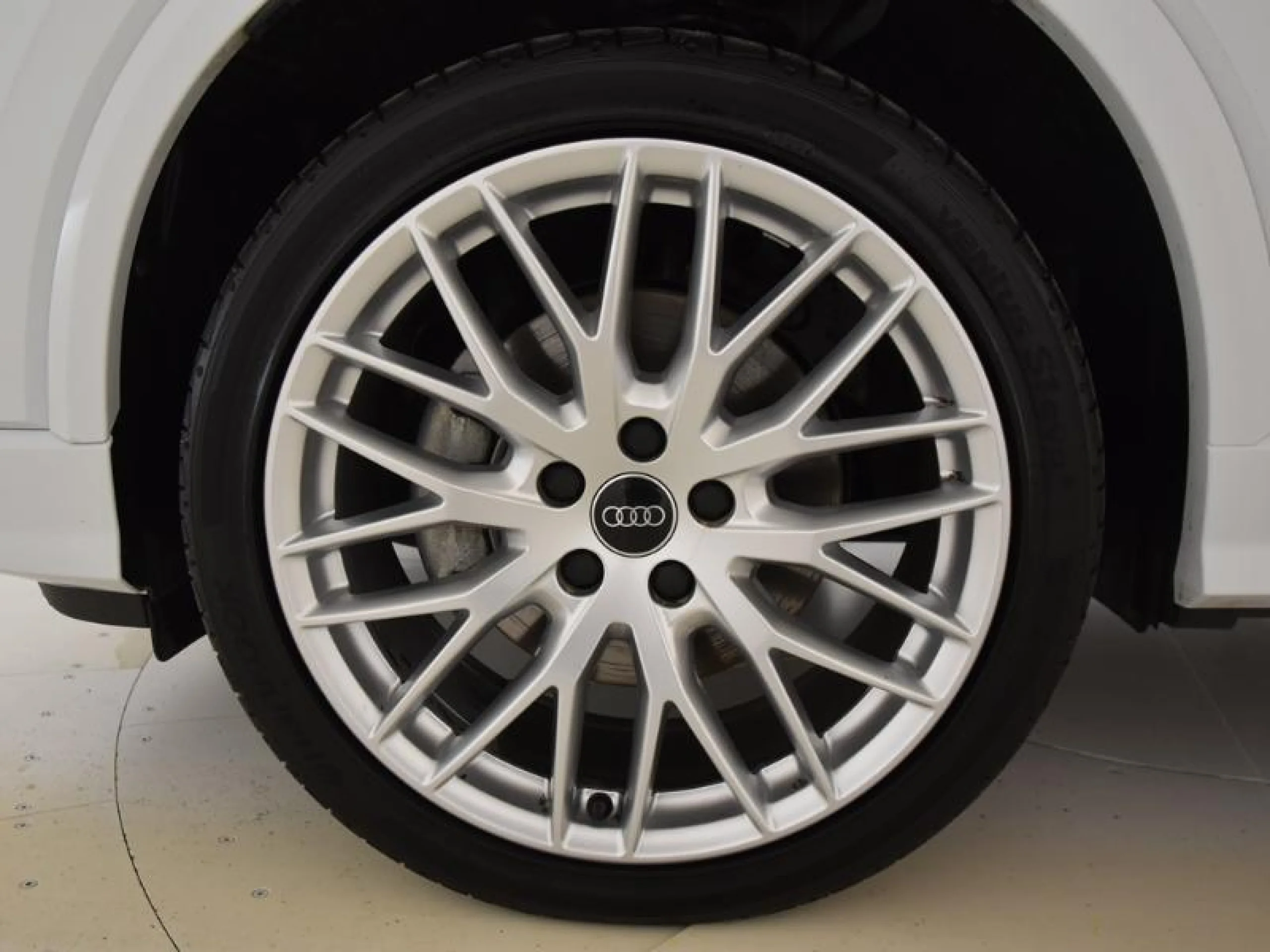 AUDI Q2 ADRENALIN 35 TDI 110KW (150CV) S TRONIC - Foto 8