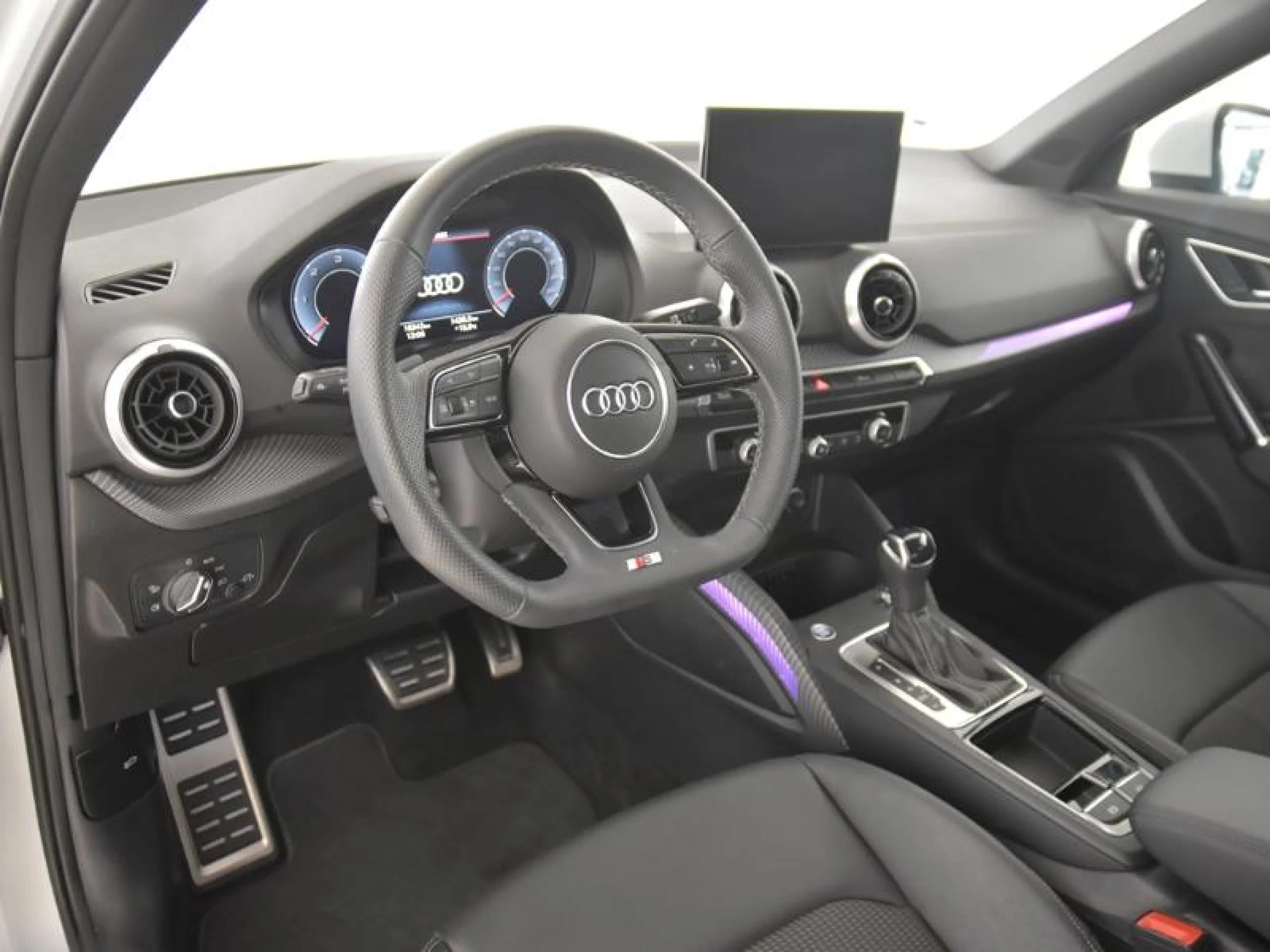 AUDI Q2 ADRENALIN 35 TDI 110KW (150CV) S TRONIC - Foto 9