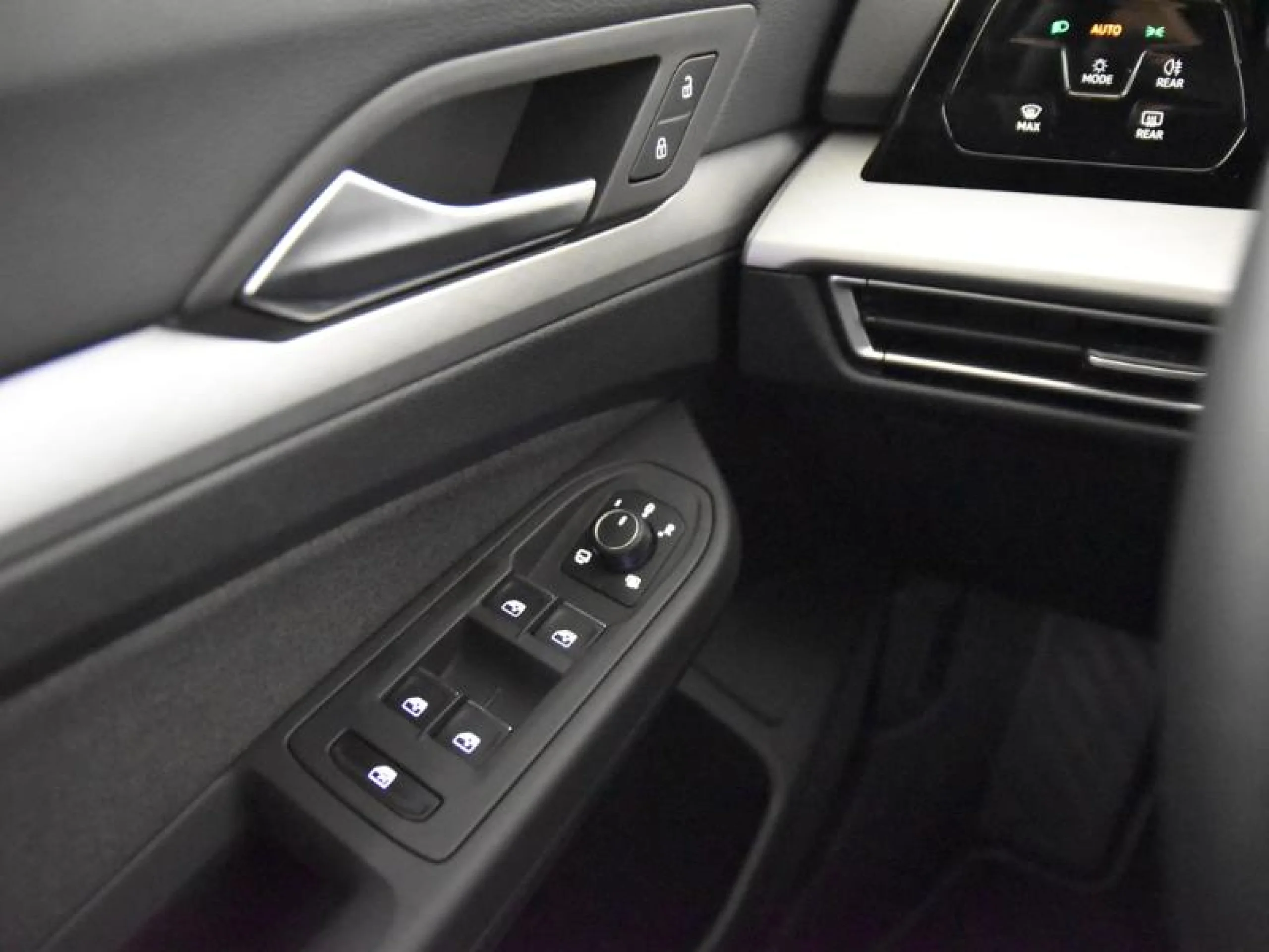 VOLKSWAGEN GOLF ··MÁS·· 2.0 TDI 85KW (115CV) - Foto 16