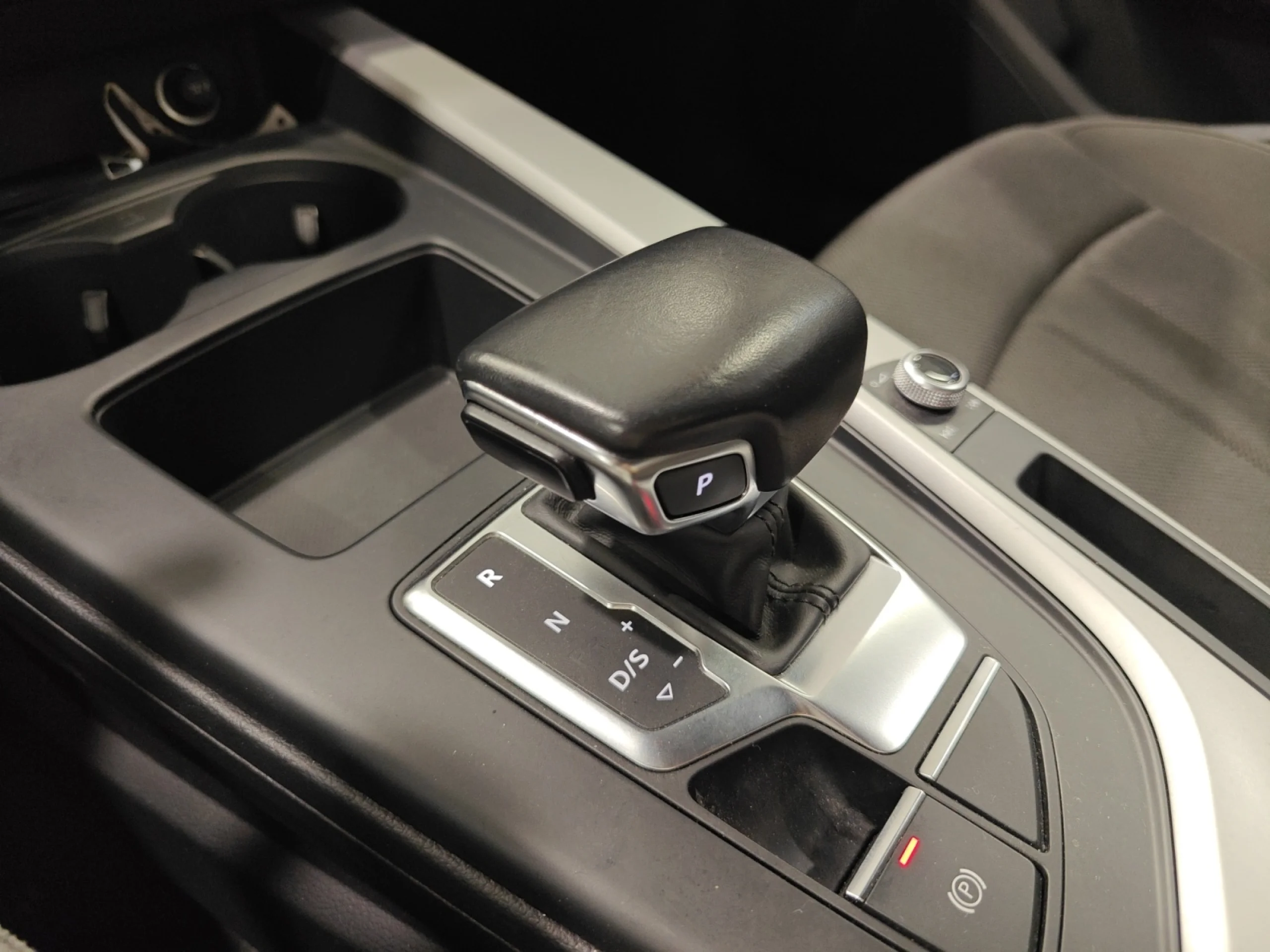 AUDI A4 ADVANCED 35 TDI 120KW (163CV) S TRONIC - Foto 17