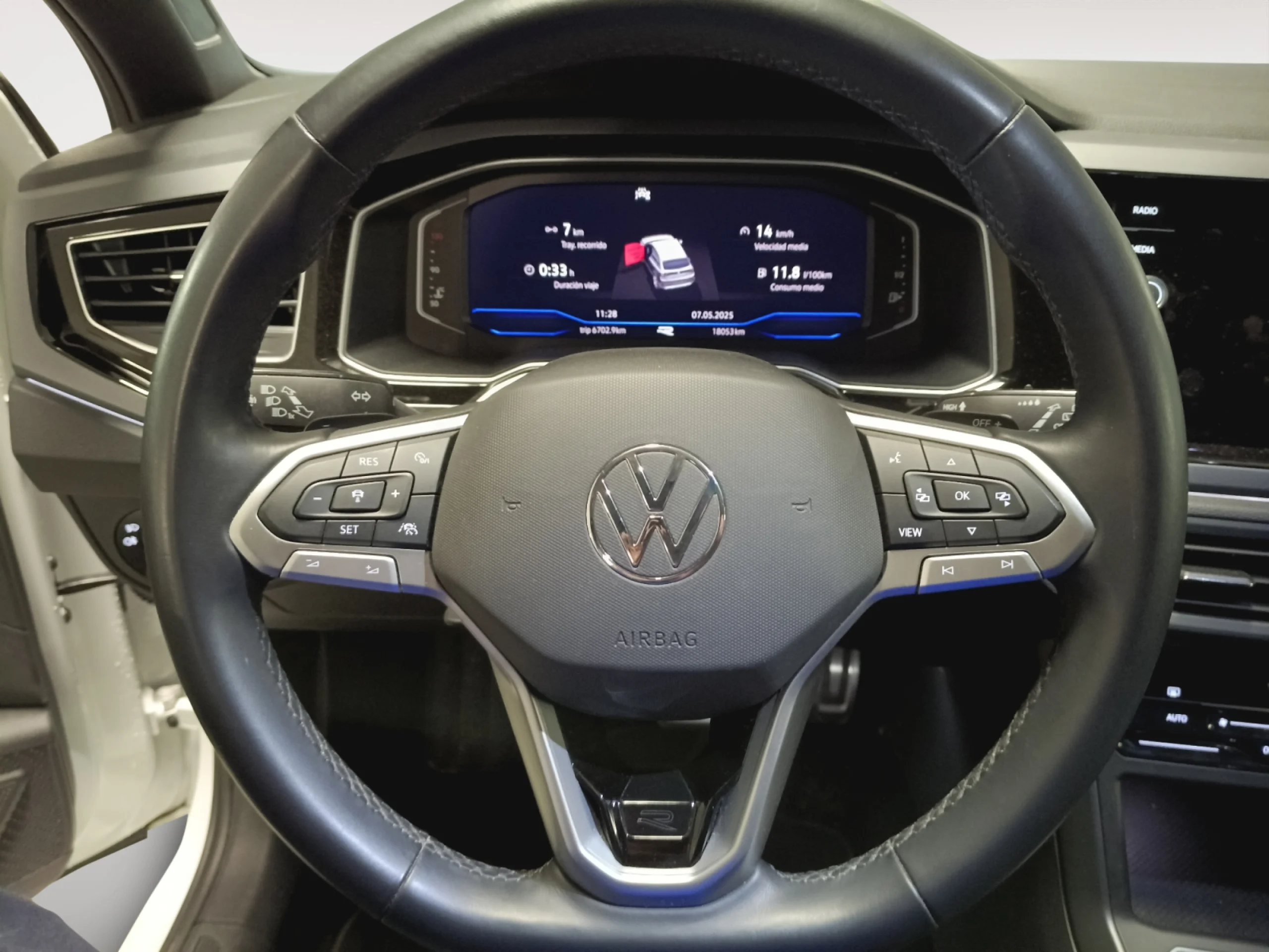 VOLKSWAGEN TAIGO R LINE 1.0 TSI 81KW (110CV) - Foto 11