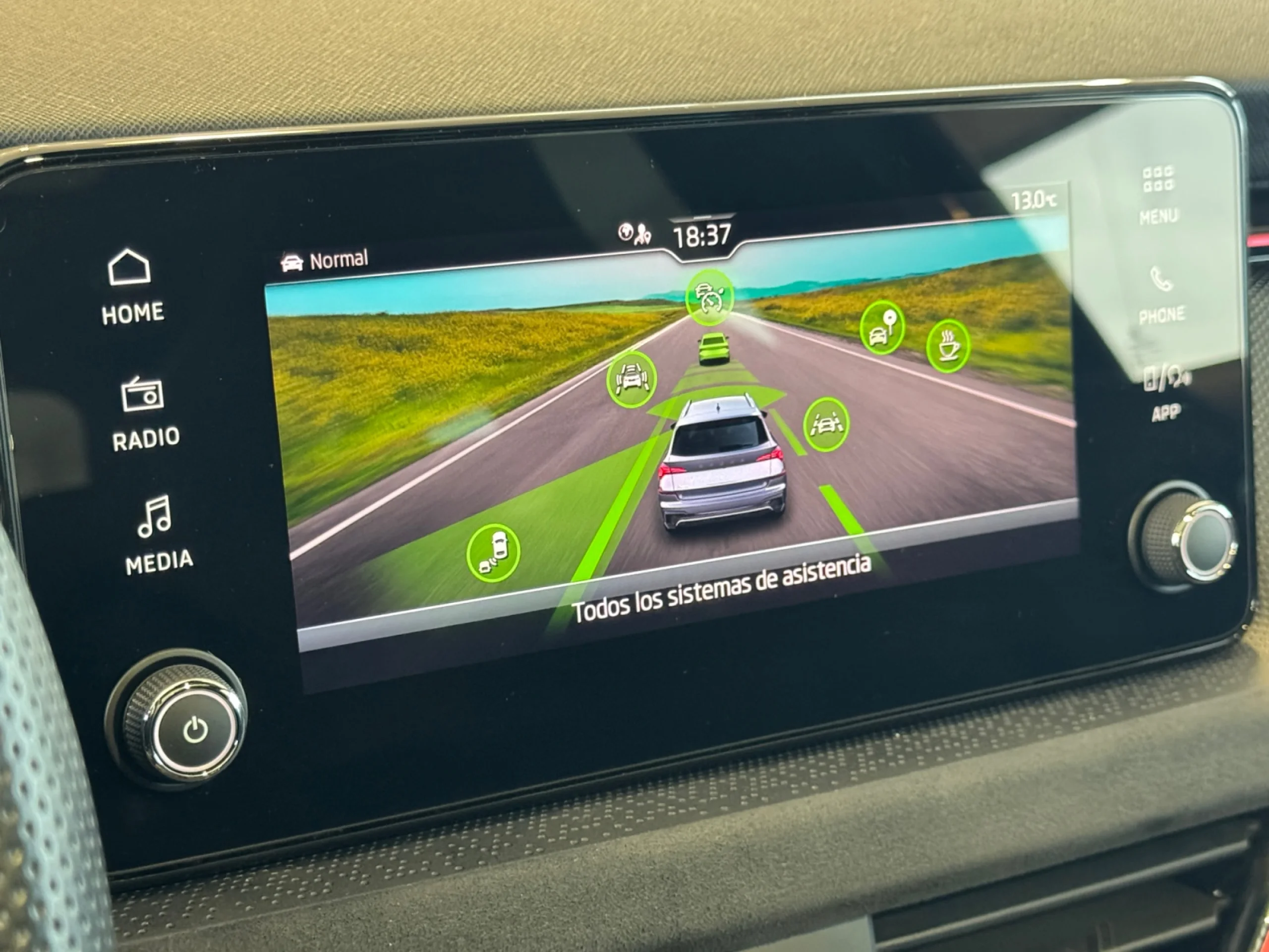 SKODA KAMIQ 1.0 TSI 81KW (115CV) DSG SELECTION - Foto 14