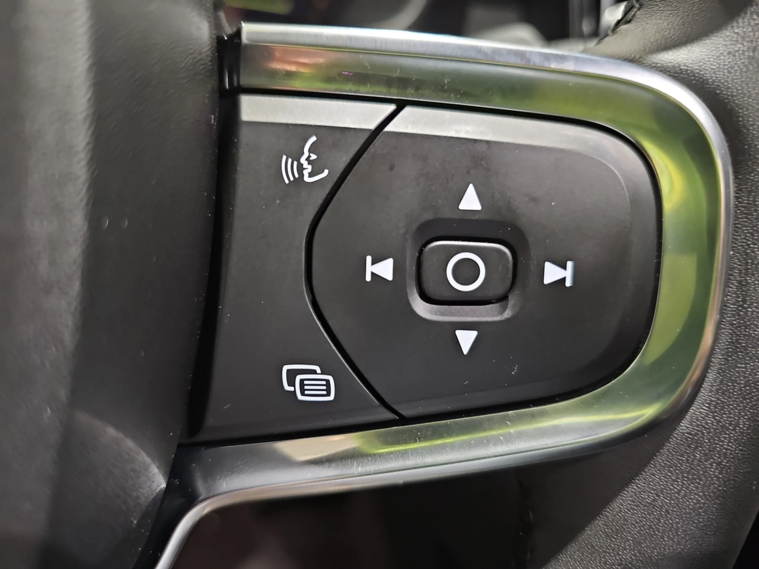 VOLVO C40 RECHARGE TWIN ULTIMATE AUTO AWD - Foto 13