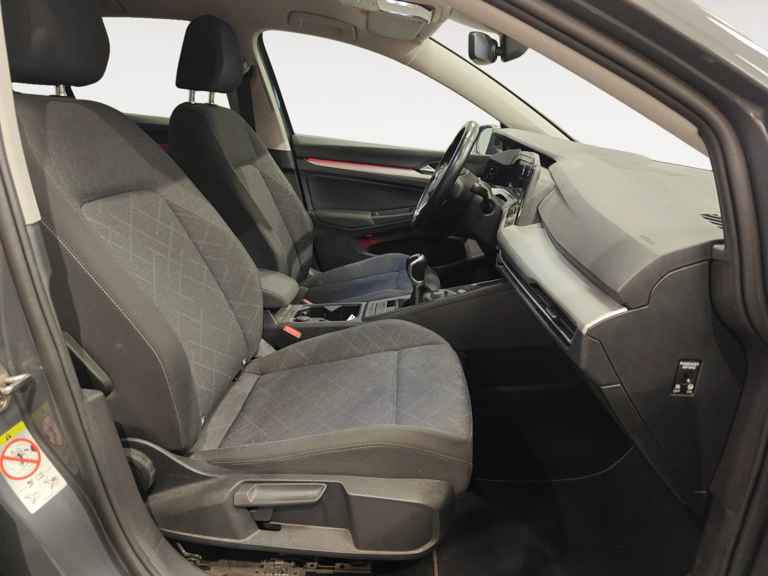 VOLKSWAGEN GOLF ··MÁS·· 1.5 TSI 85KW (115CV) - Foto 5