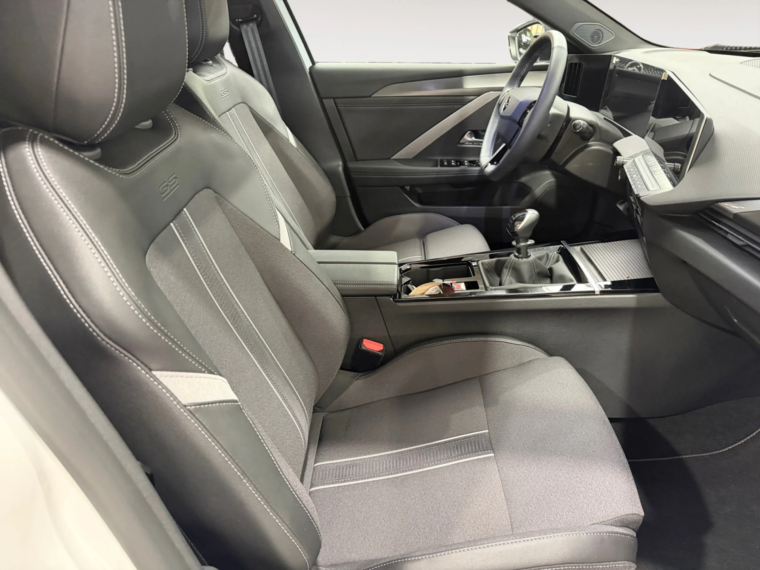 OPEL ASTRA 1.2T XHT 96KW (130CV) GS - Foto 5