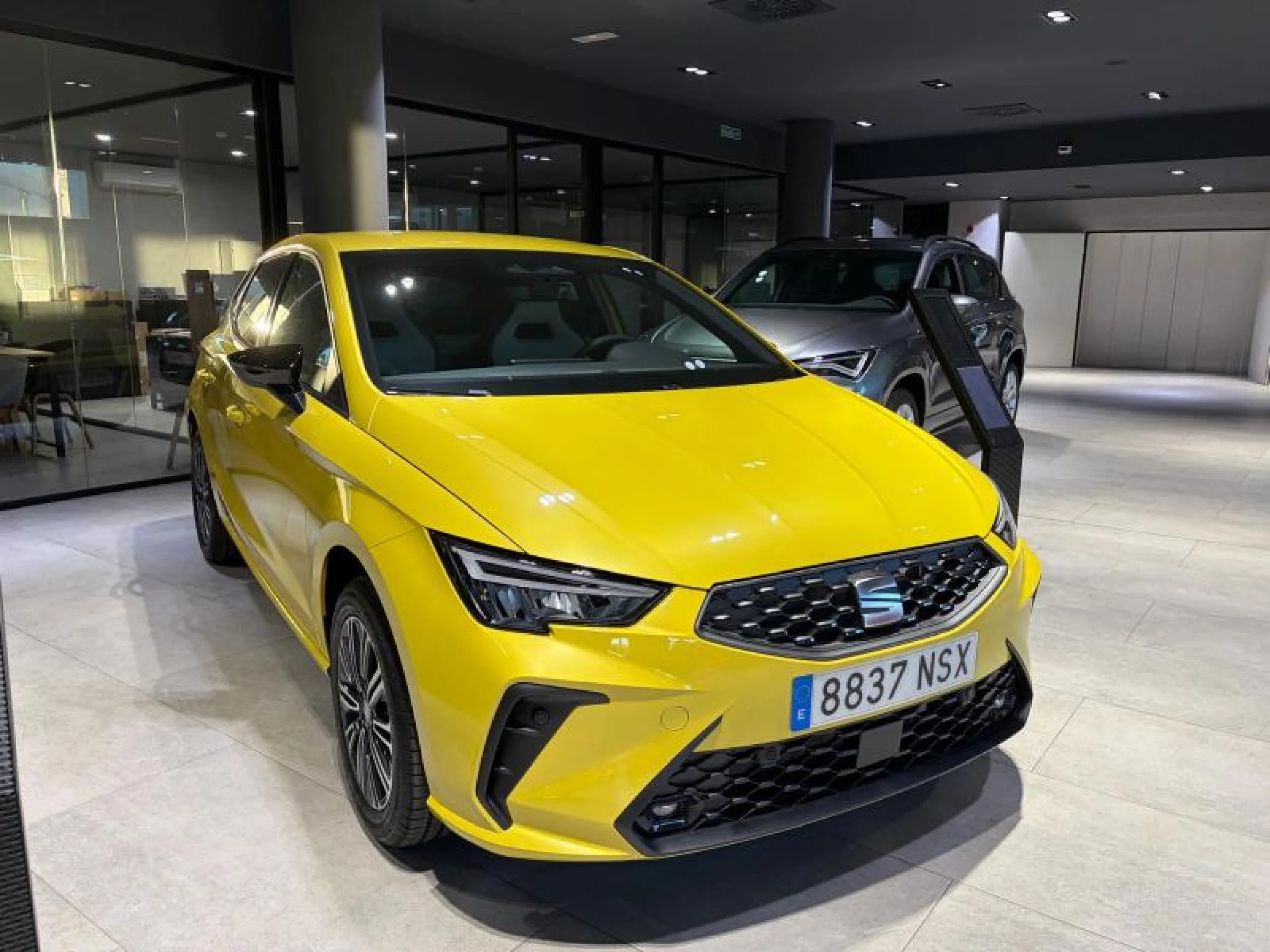 SEAT IBIZA 1.0 TSI 85KW (115CV) START&STOP FR+SOUND - Foto 2