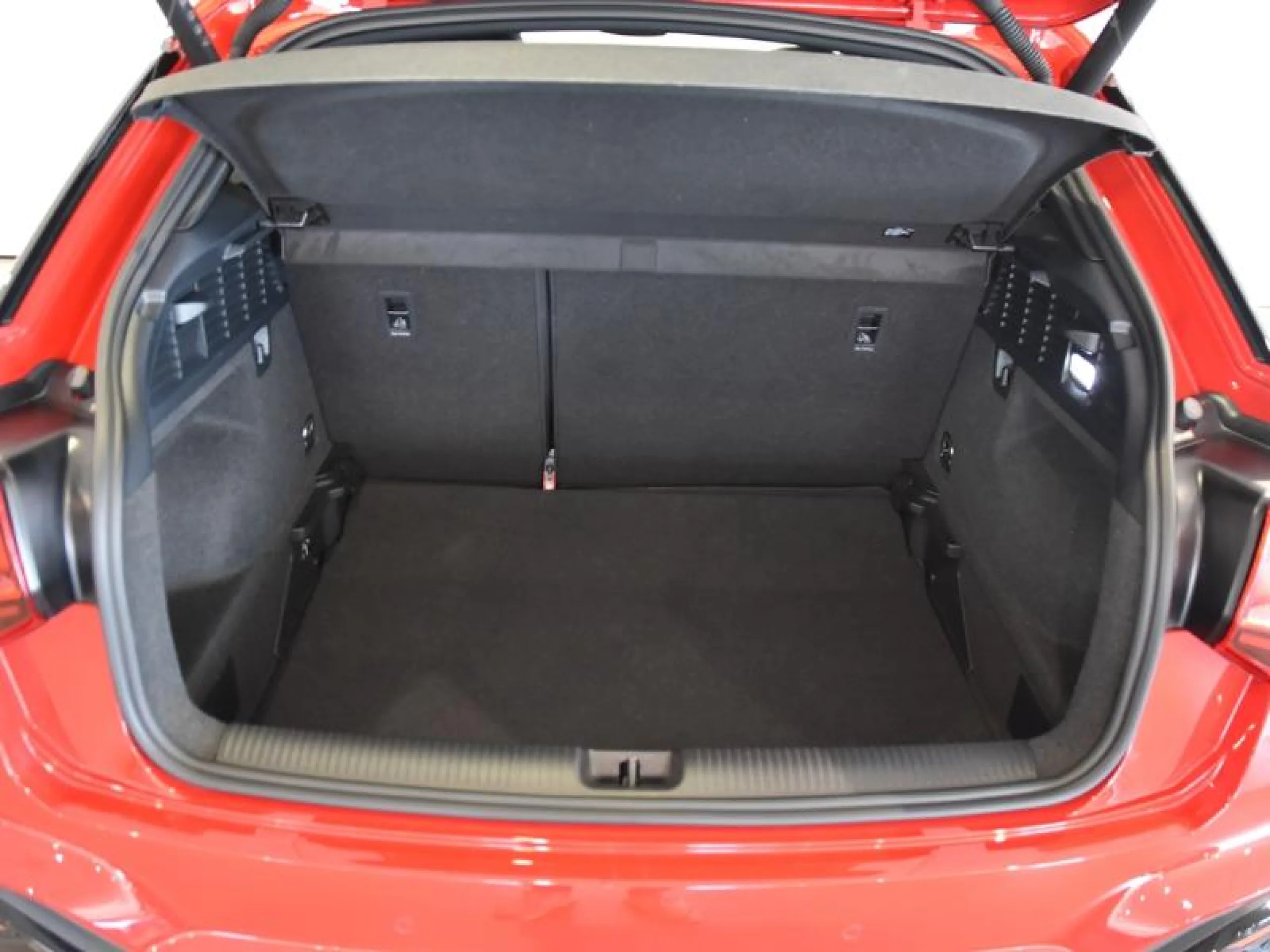 AUDI Q2 ADRENALIN BLACK ED 35 TDI 110KW S TRONIC - Foto 7