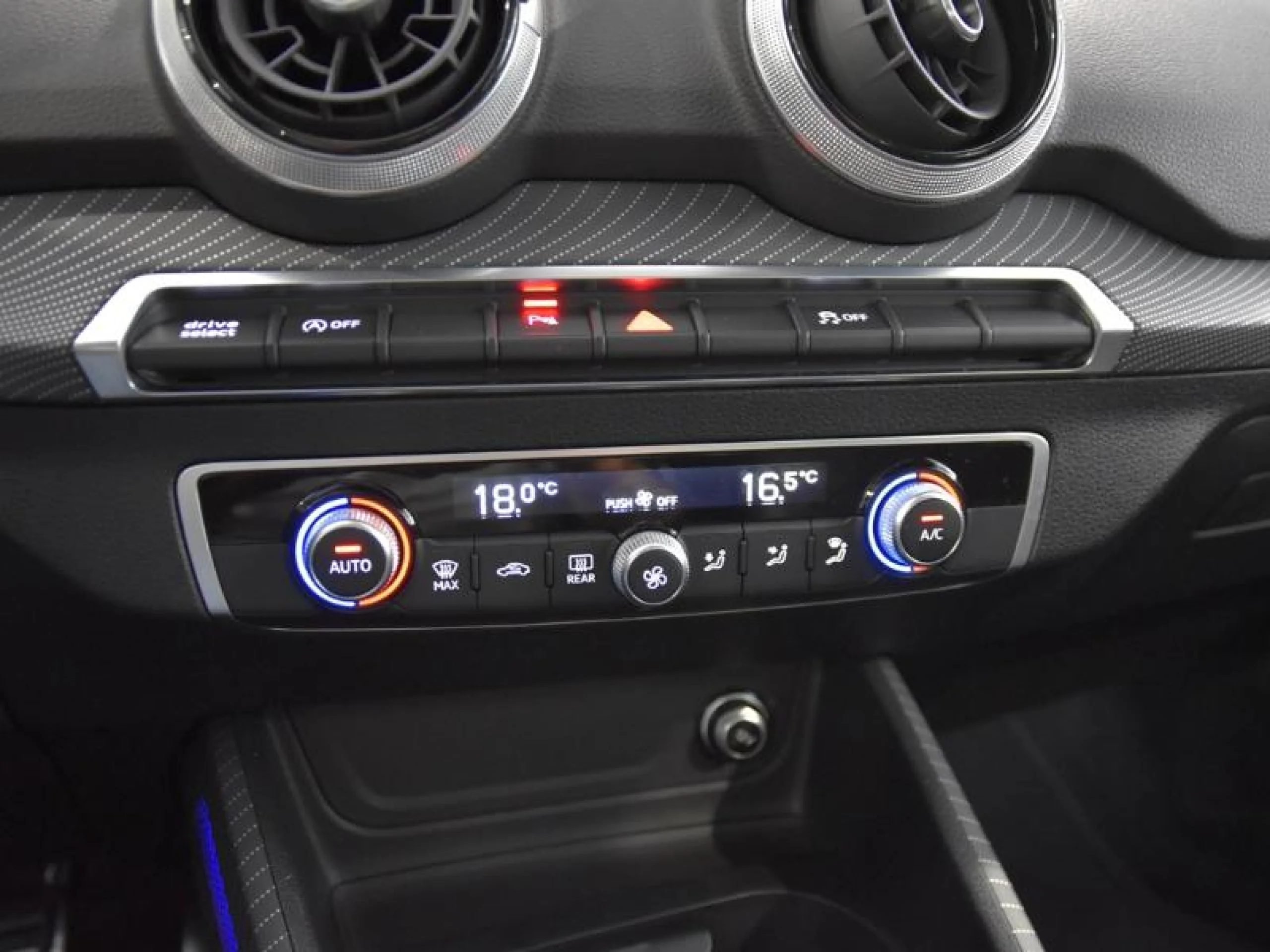 AUDI Q2 ADRENALIN BLACK ED 35 TDI 110KW S TRONIC - Foto 13