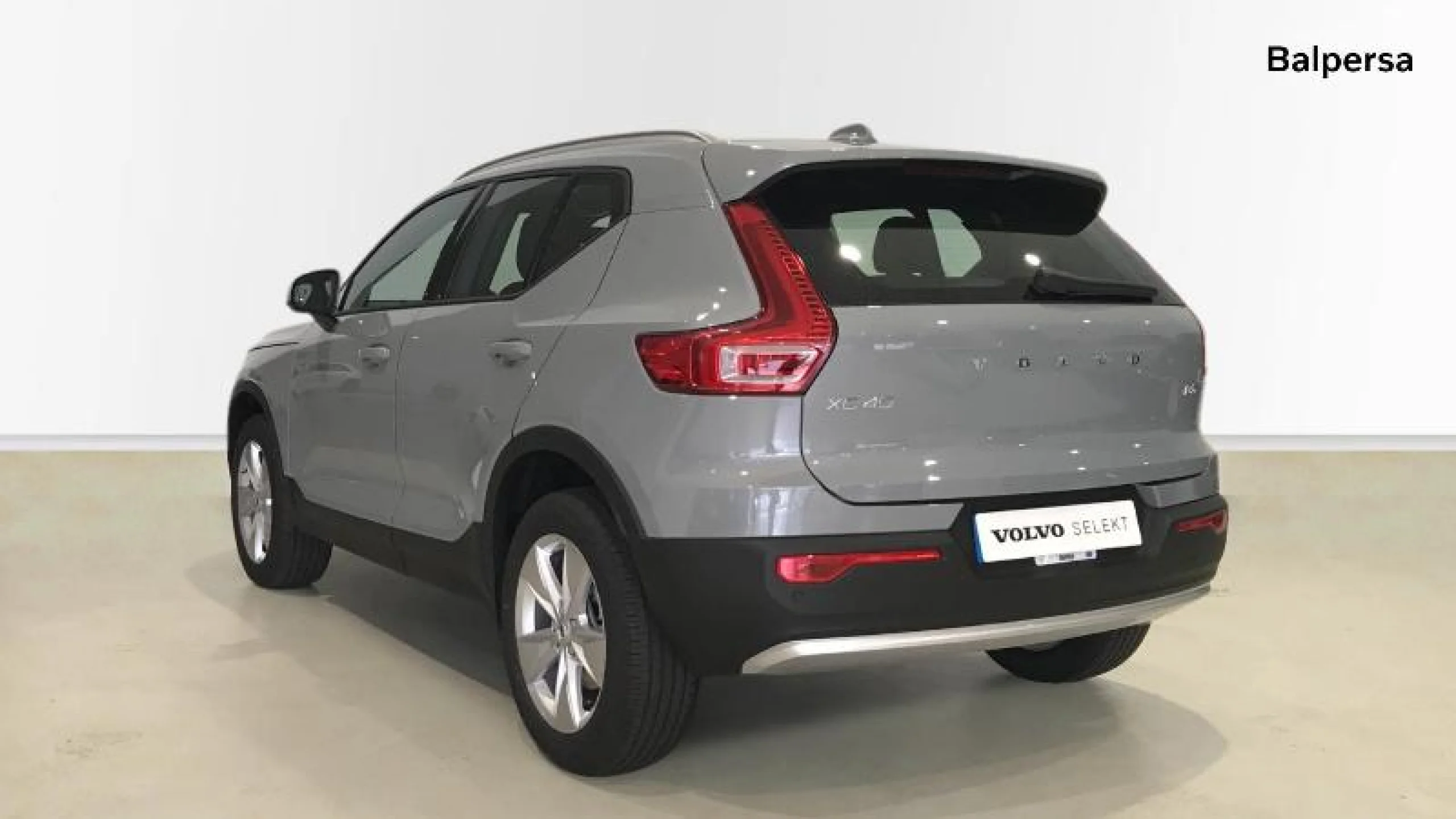 VOLVO XC40 2.0 B3 G CORE AUTO - Foto 2