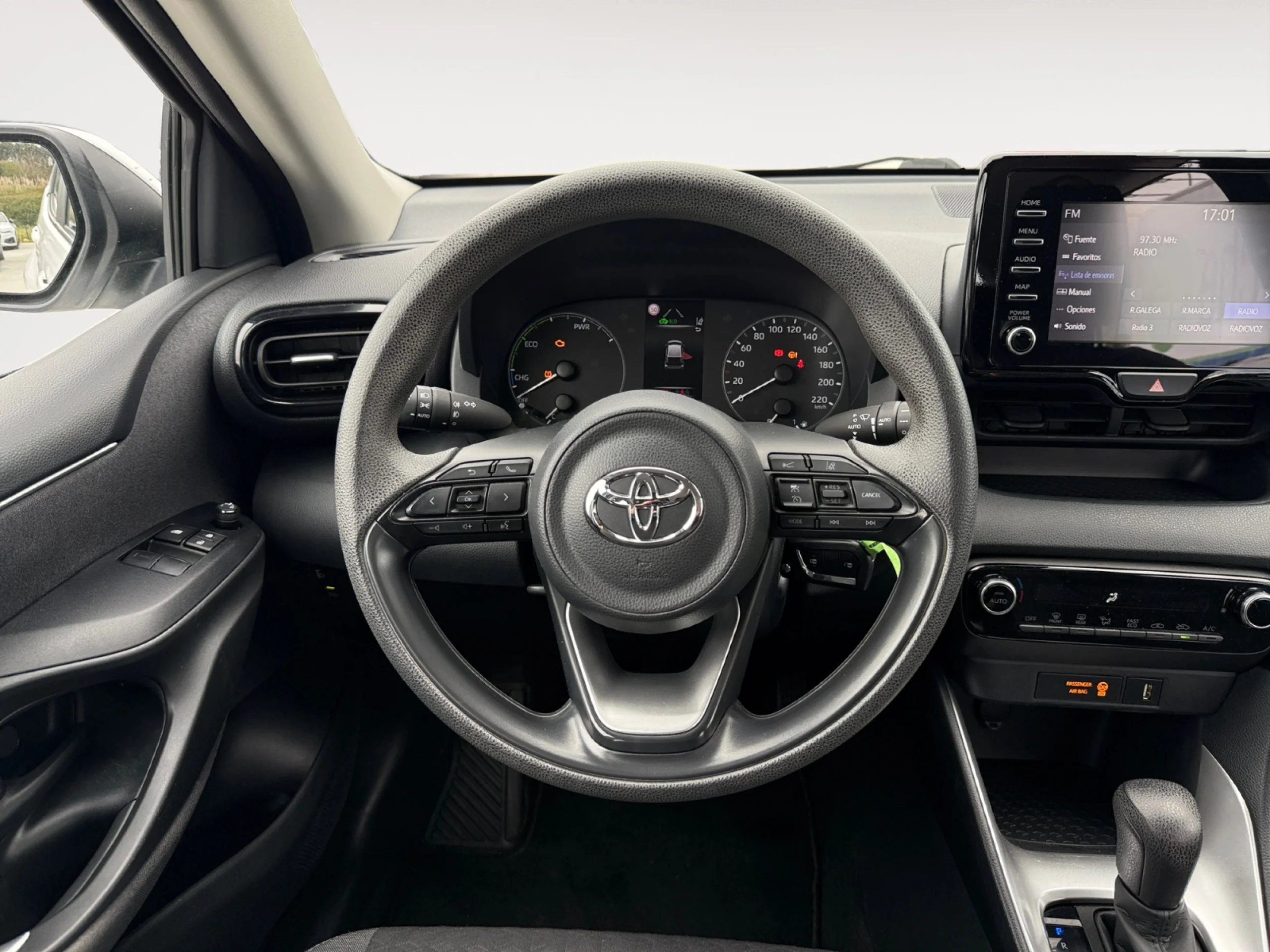 TOYOTA Yaris 1.5 120H ACTIVE TECH - Foto 11